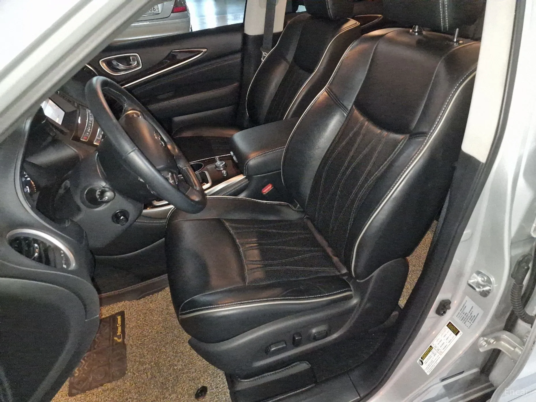 Infiniti QX60 превью 10