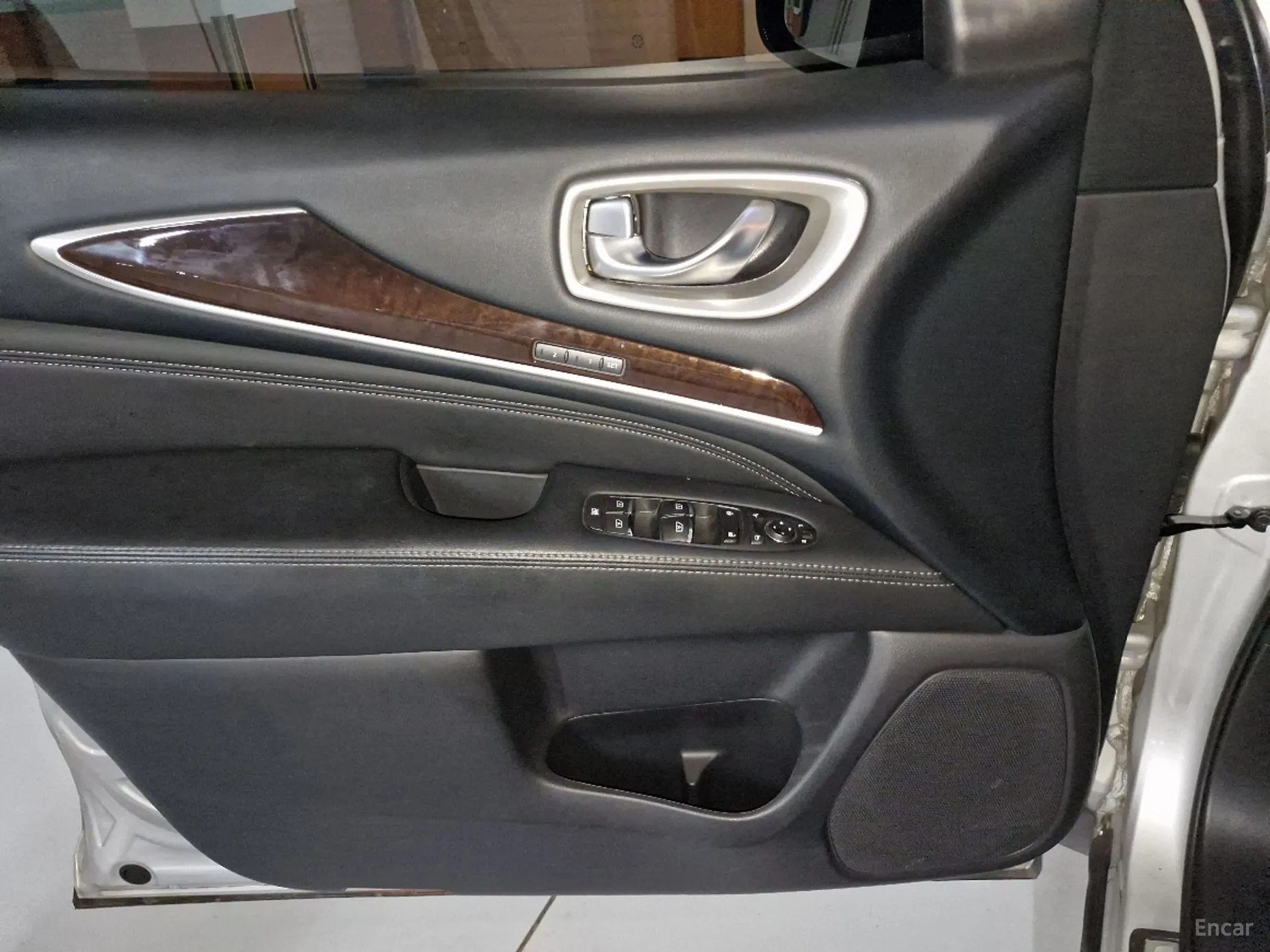 Infiniti QX60 превью 20