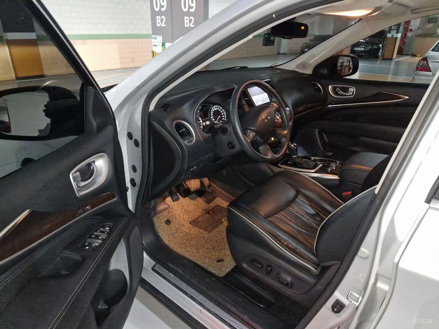 Infiniti QX60 превью 7
