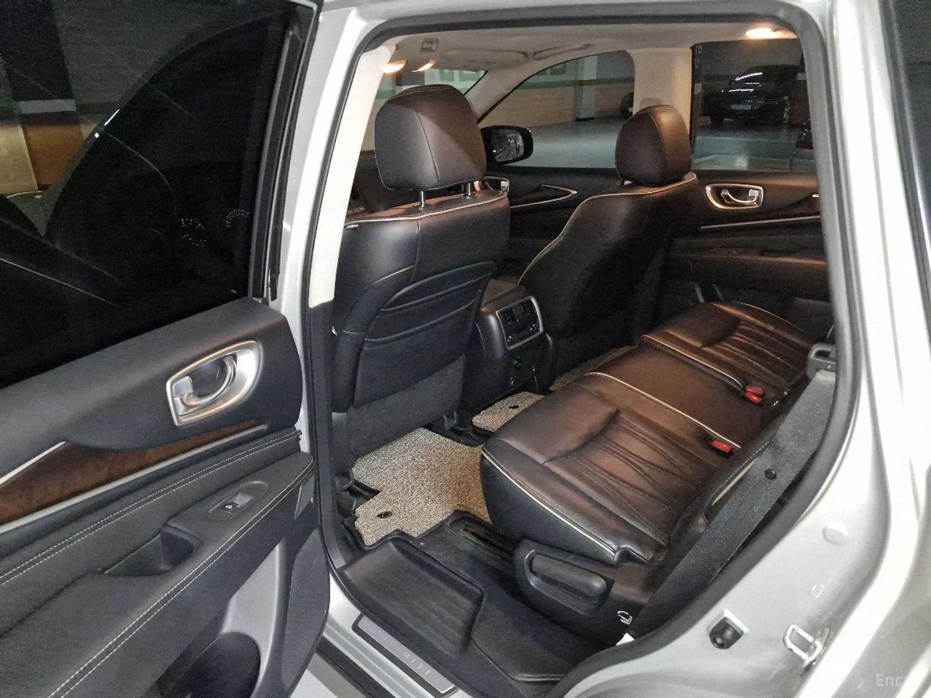 Infiniti QX60 превью 9