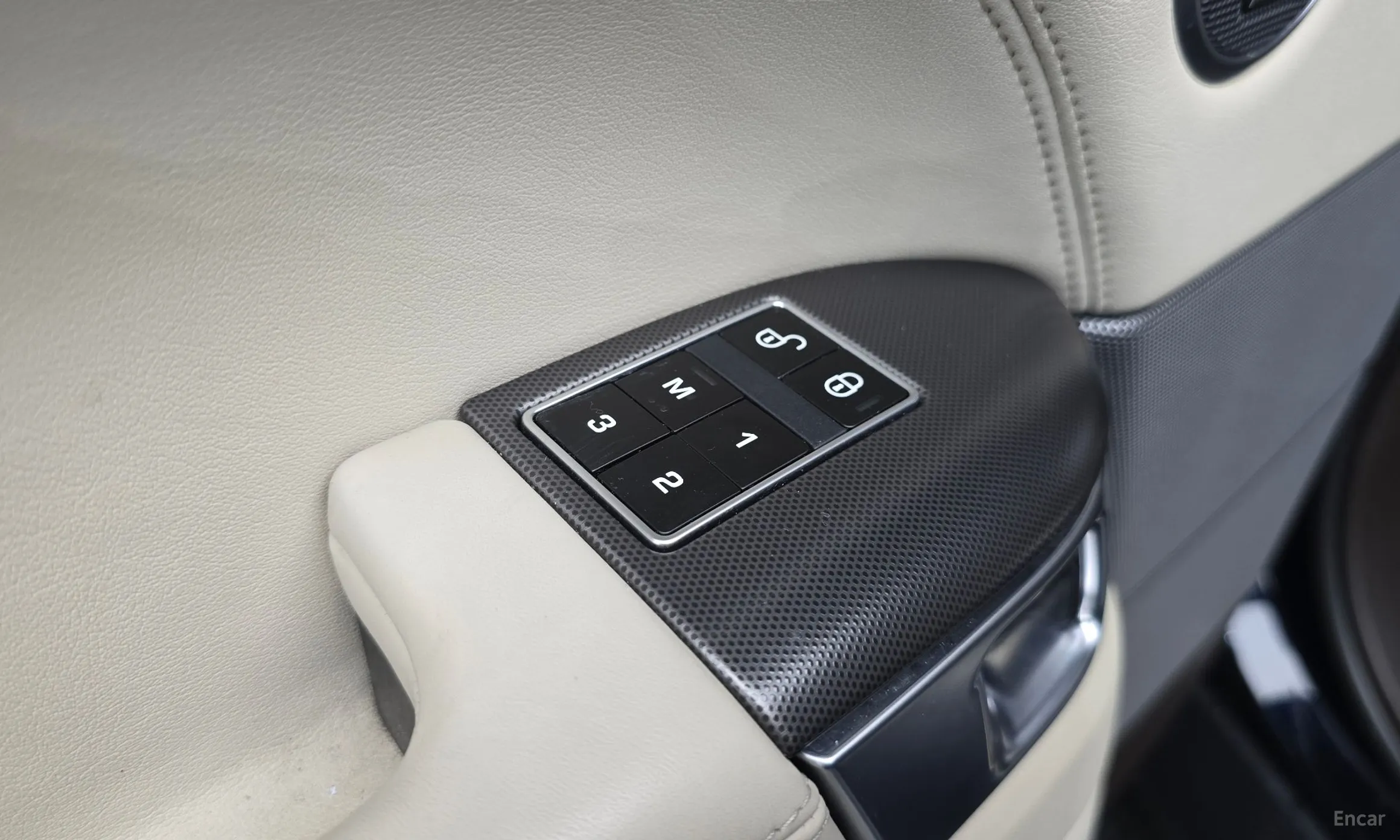 Land Rover Range Rover Sport 2nd Generation превью 14