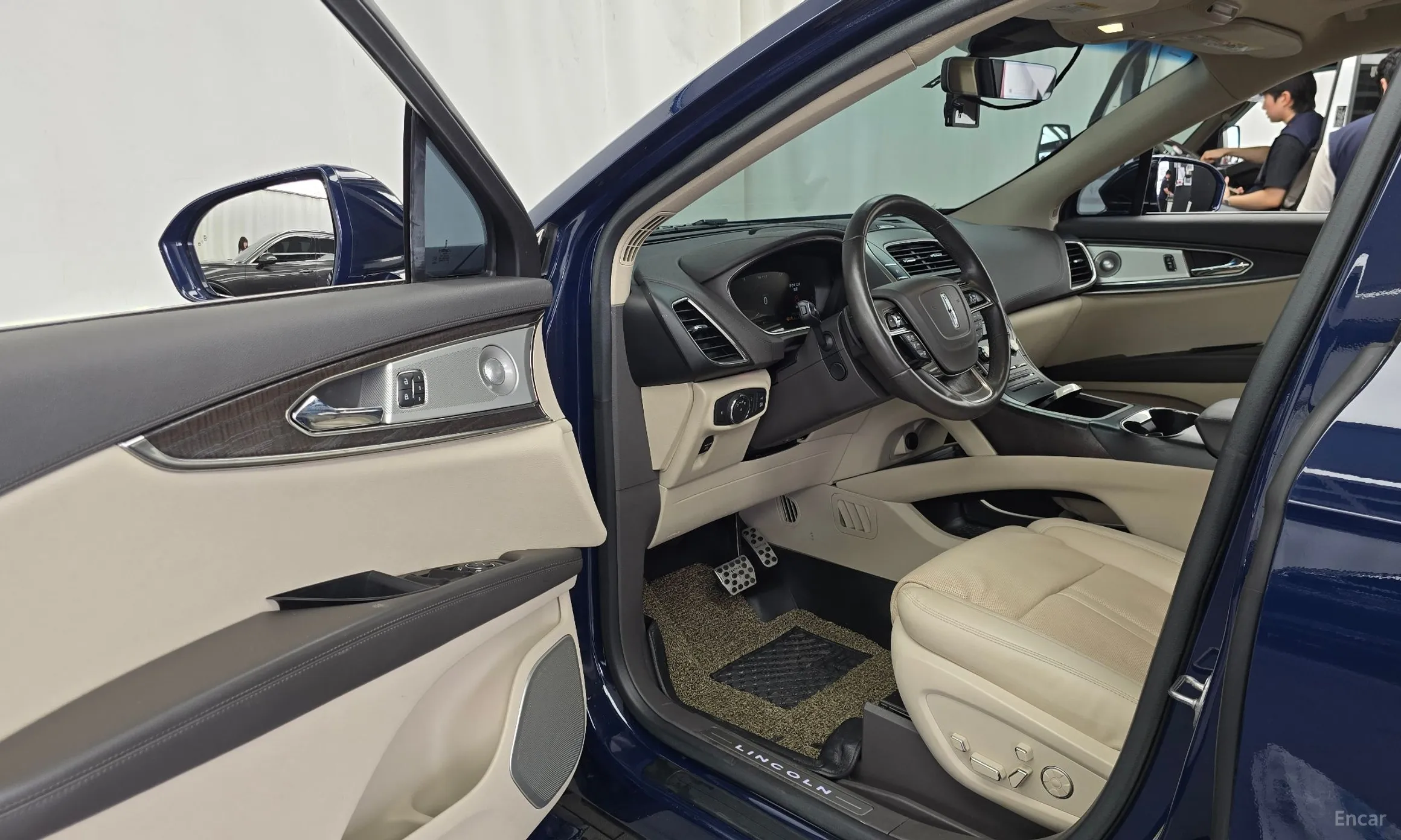 Lincoln Nautilus Gen 1 превью 10
