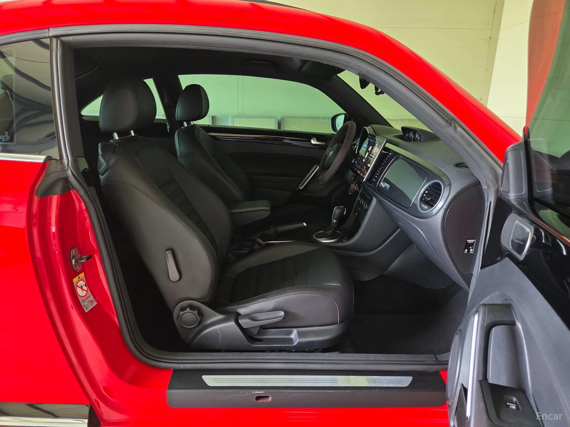 Volkswagen The Beetle превью 12