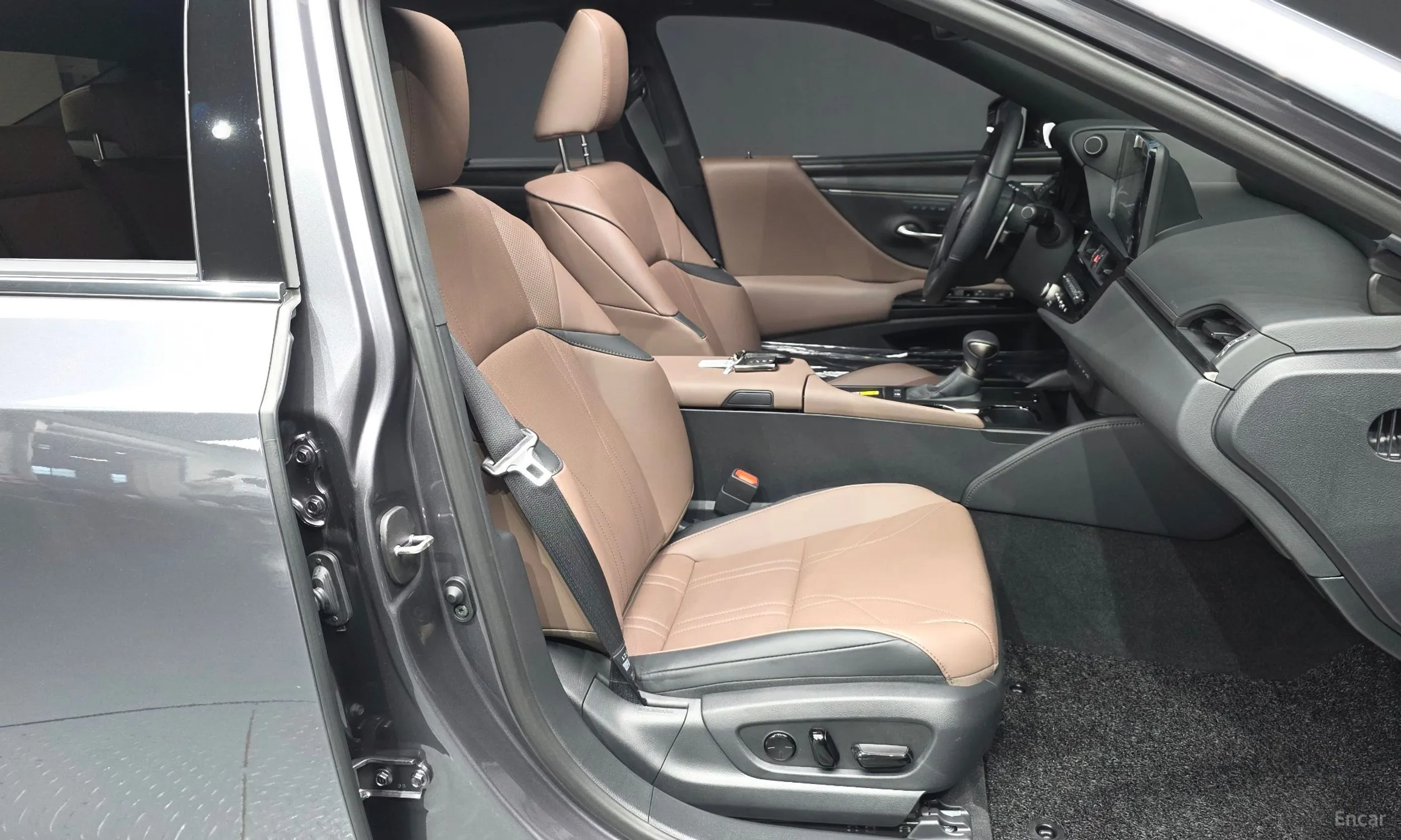 Lexus ES300h 7th Generation превью 11