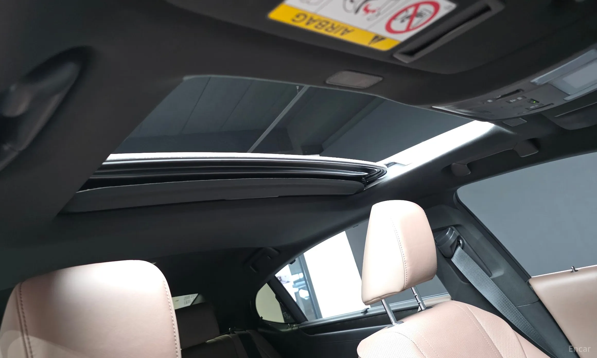 Lexus ES300h 7th Generation превью 18