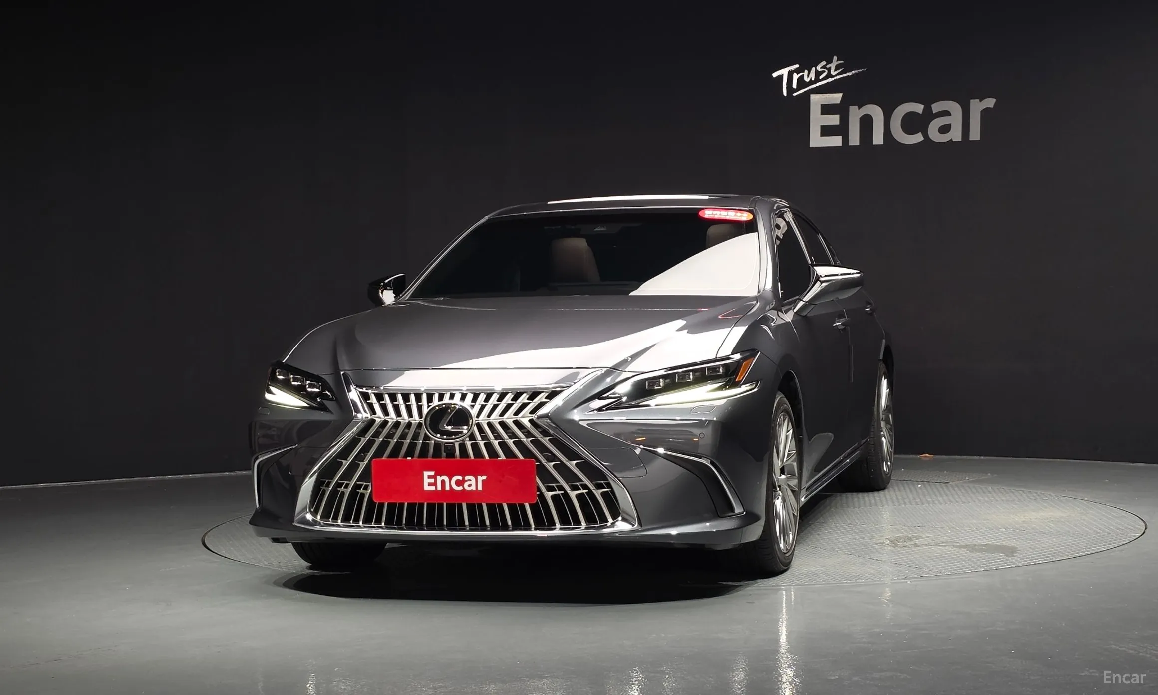 Lexus ES300h 7th Generation превью 3
