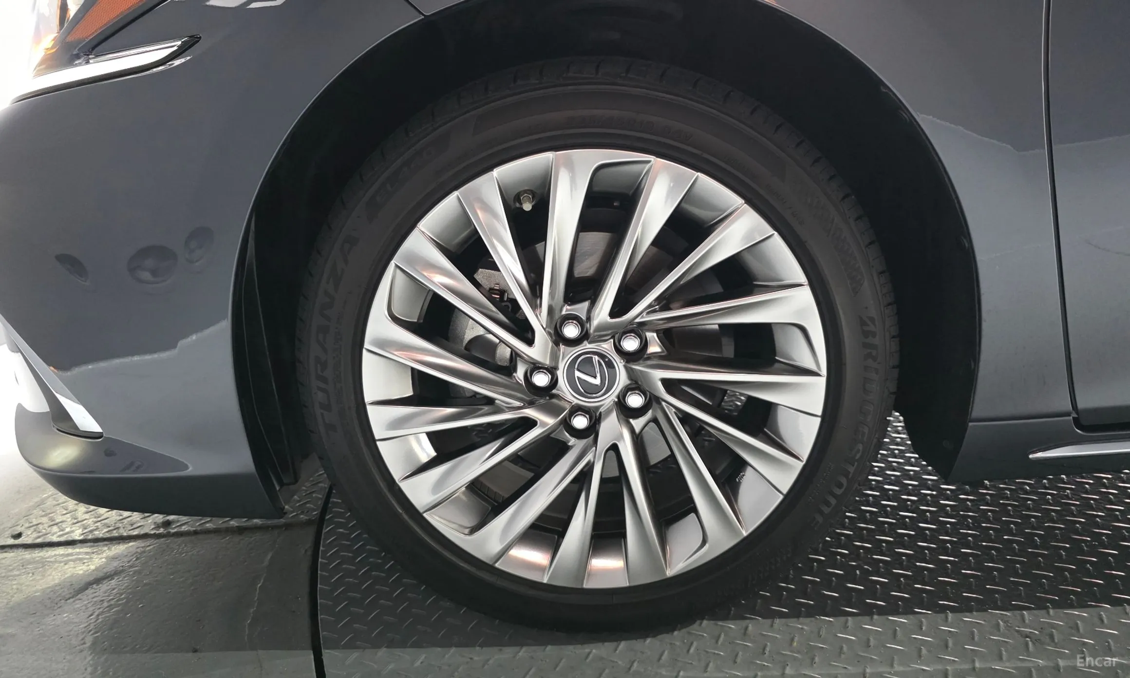 Lexus ES300h 7th Generation превью 5