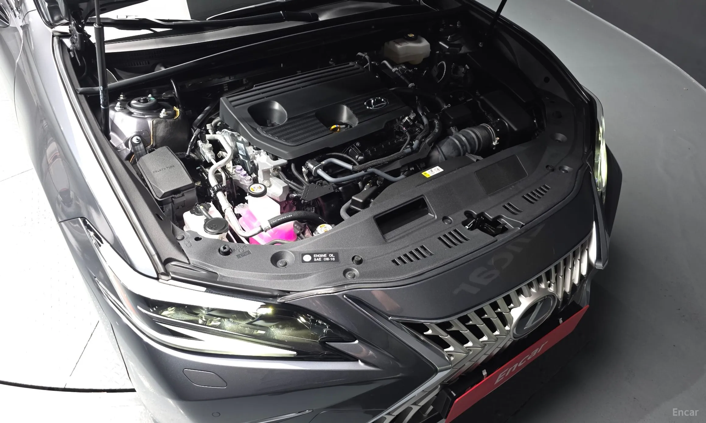 Lexus ES300h 7th Generation превью 6