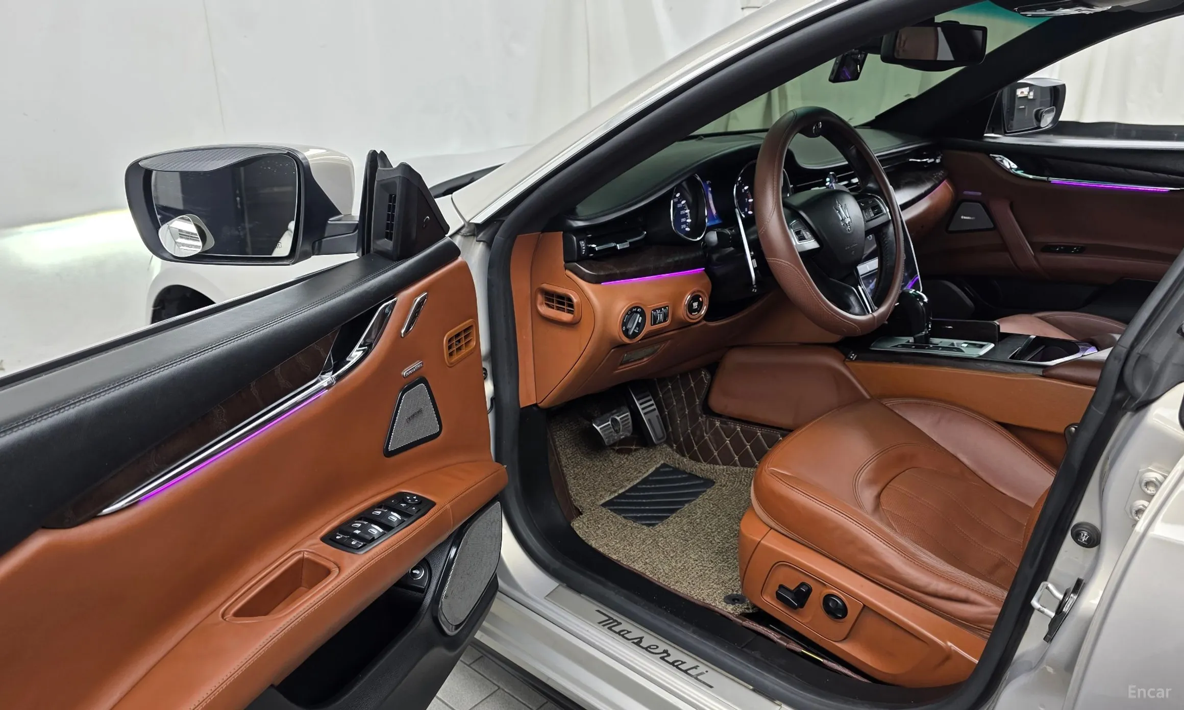 Maserati Quattroporte превью 10