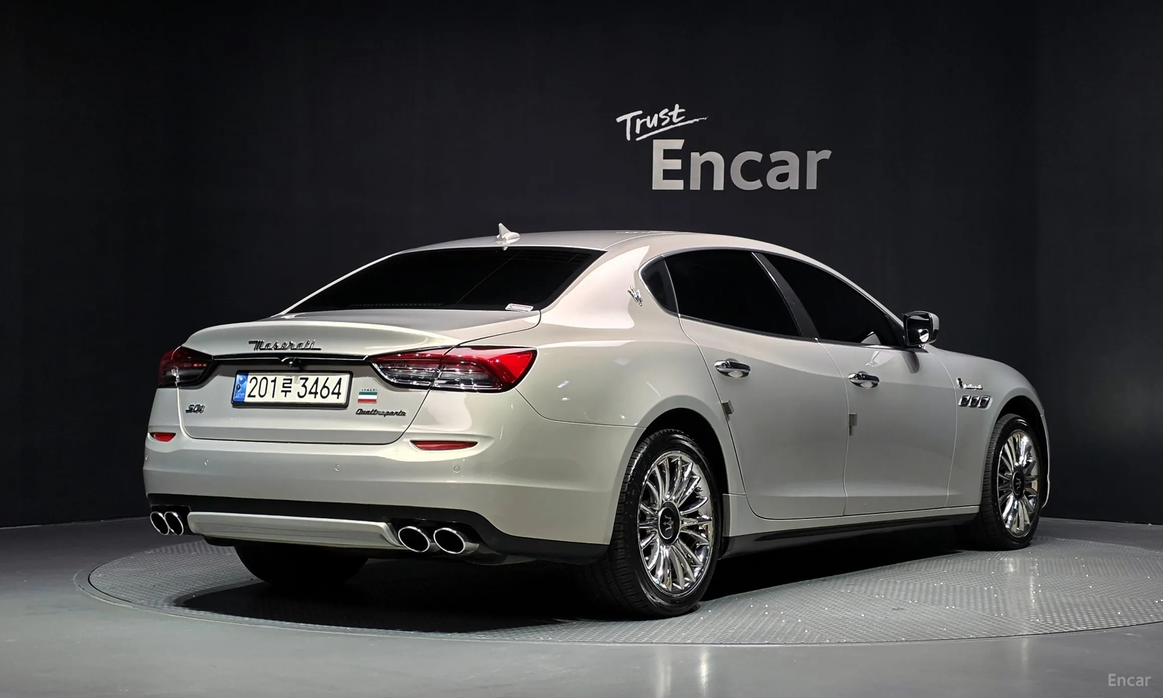 Maserati Quattroporte