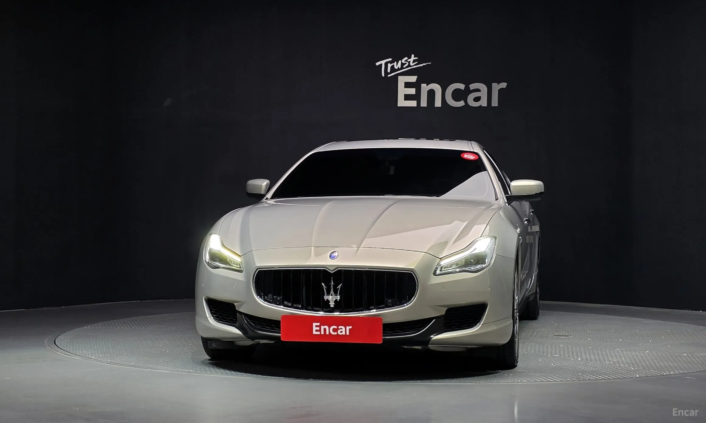 Maserati Quattroporte превью 3