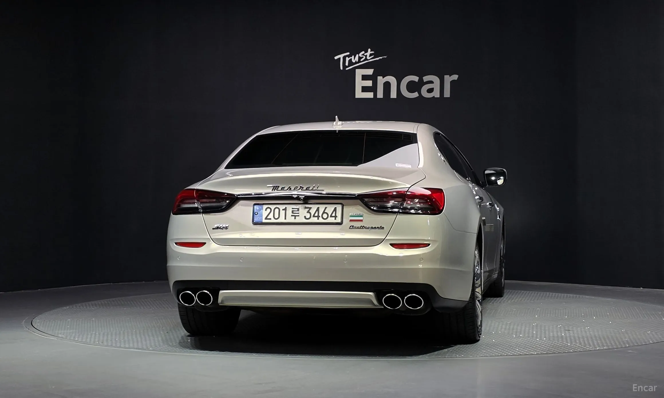 Maserati Quattroporte превью 4