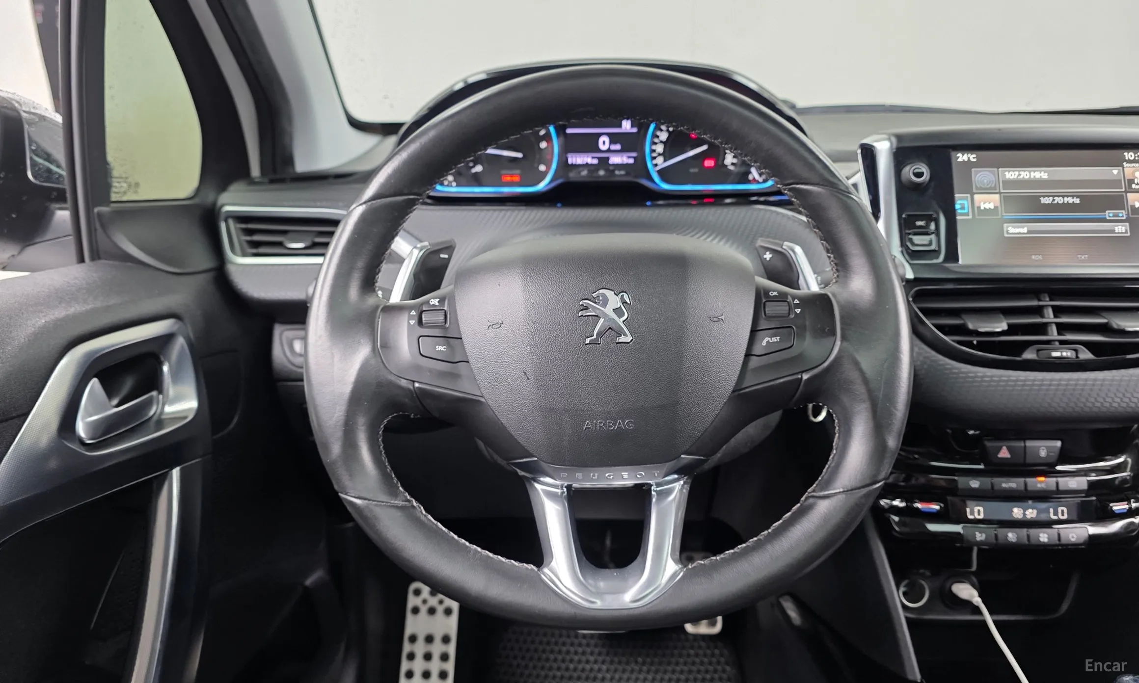 Peugeot 2008. превью 13