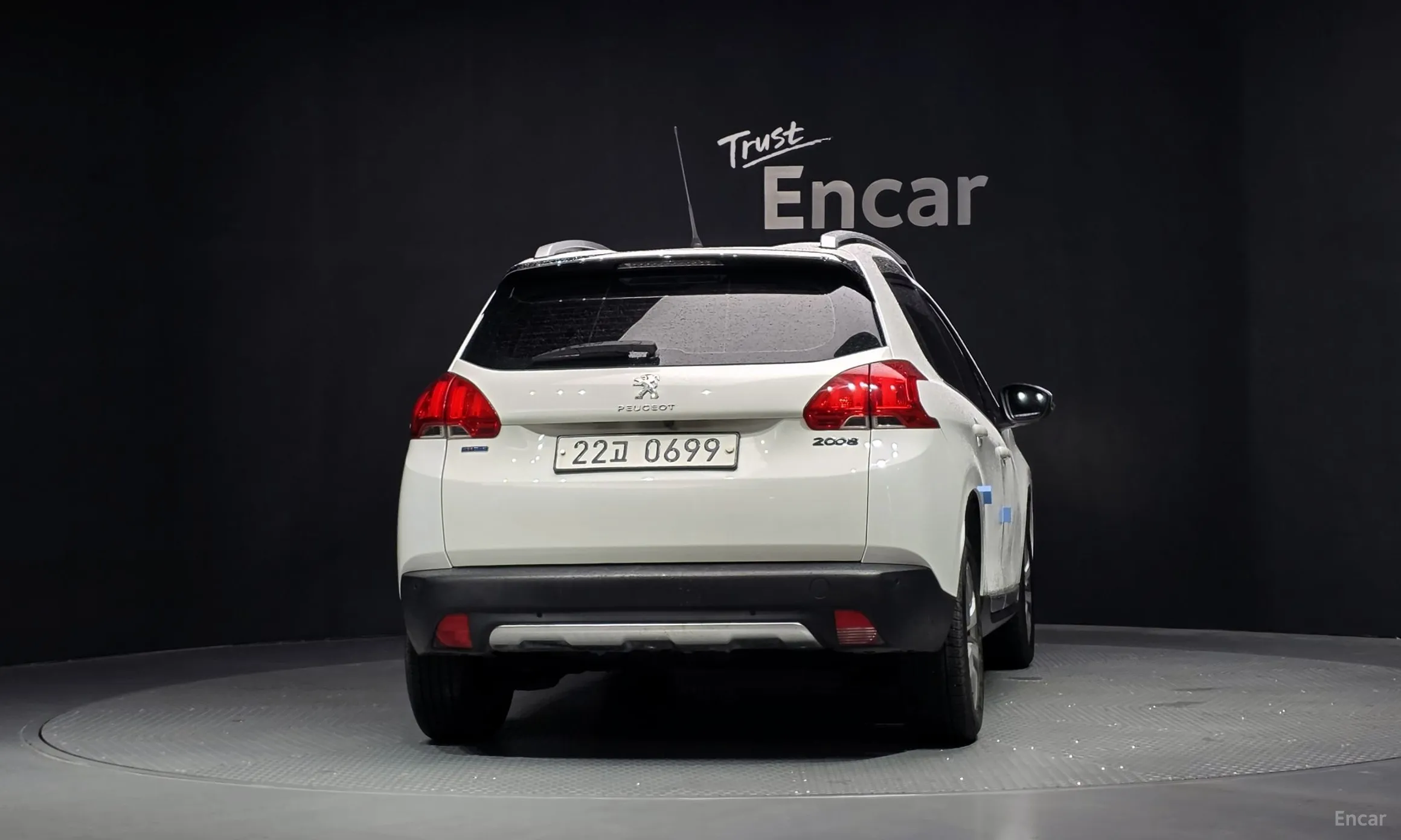 Peugeot 2008. превью 4