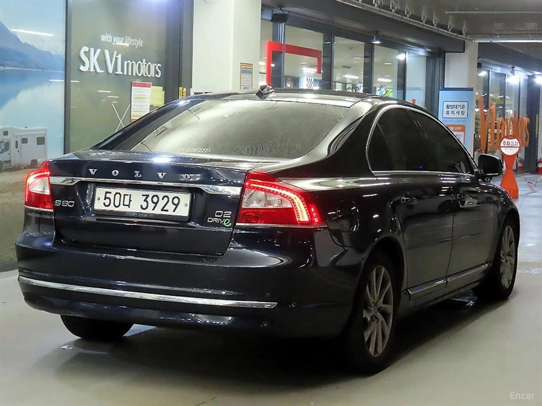 Volvo S80 превью 4