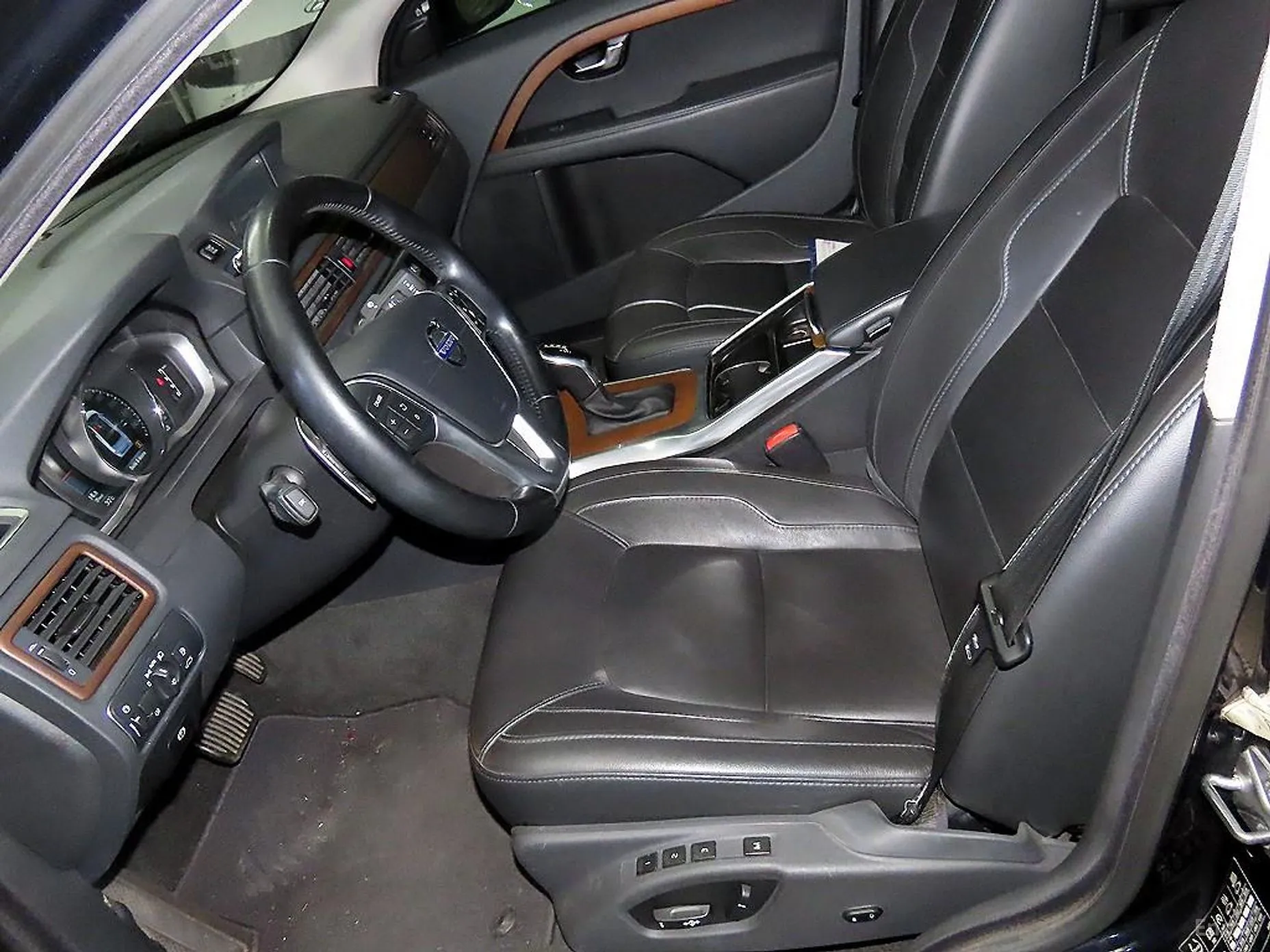 Volvo S80 превью 6