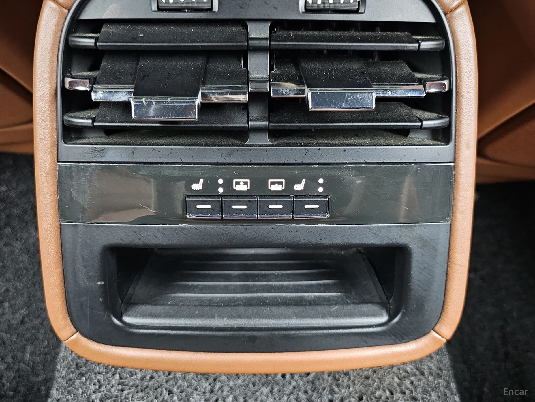 Maserati Quattroporte превью 19
