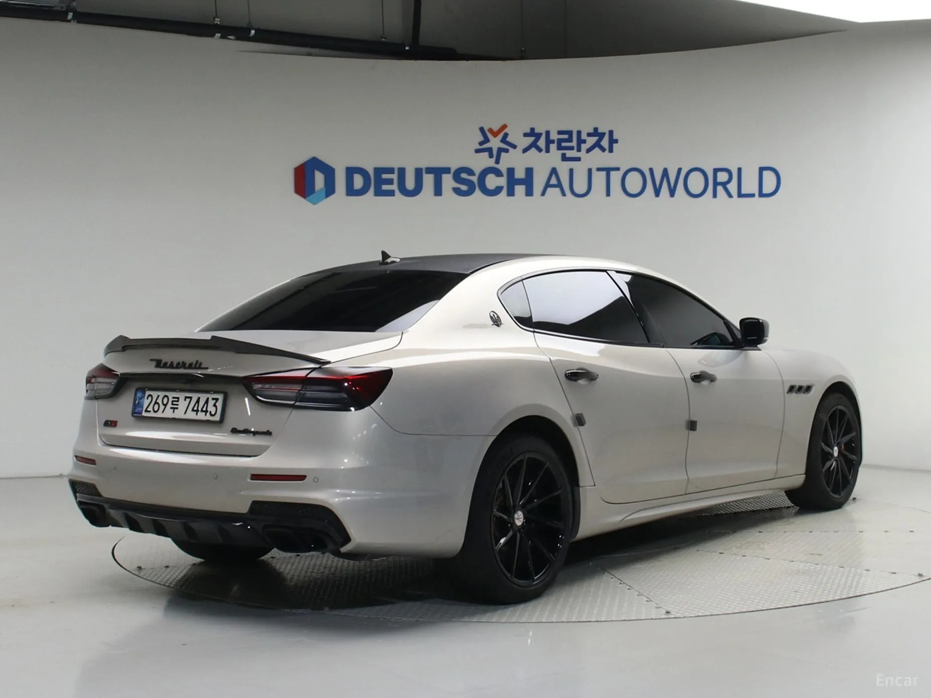 Maserati Quattroporte превью 3