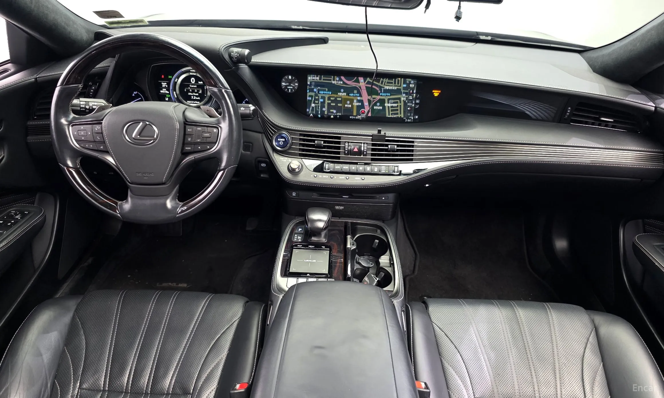 Lexus LS500h Gen 5 превью 7