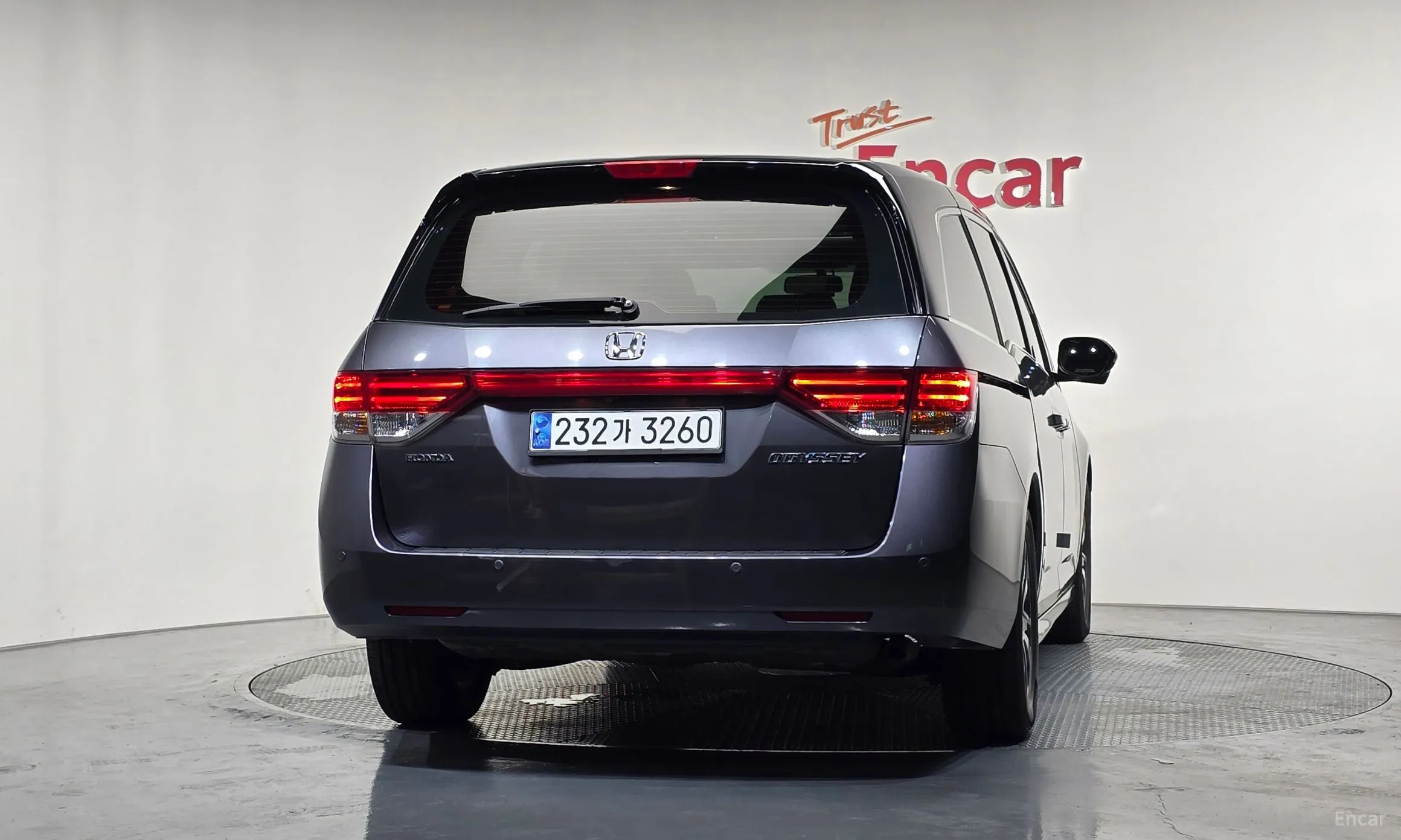 Honda Odyssey превью 4
