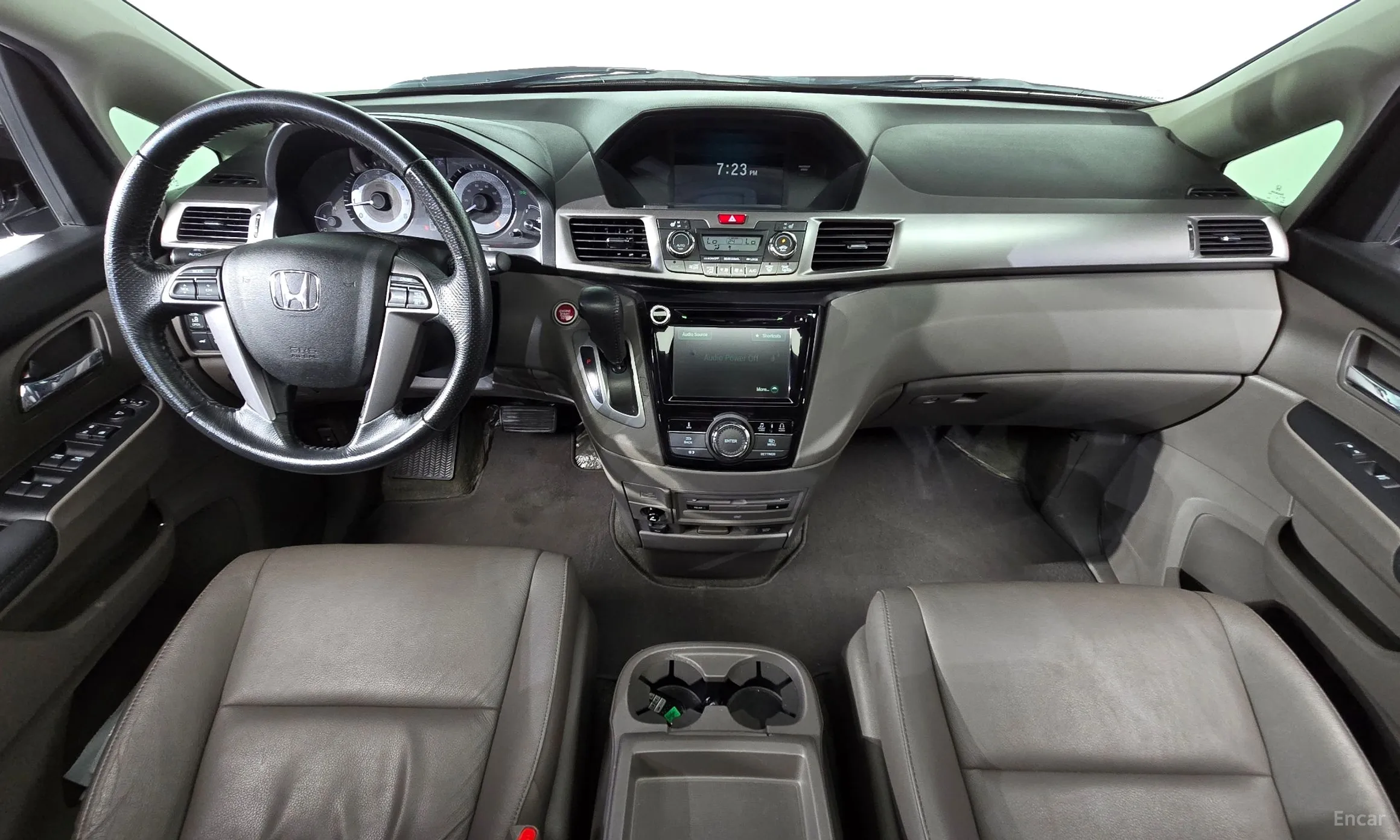 Honda Odyssey превью 7