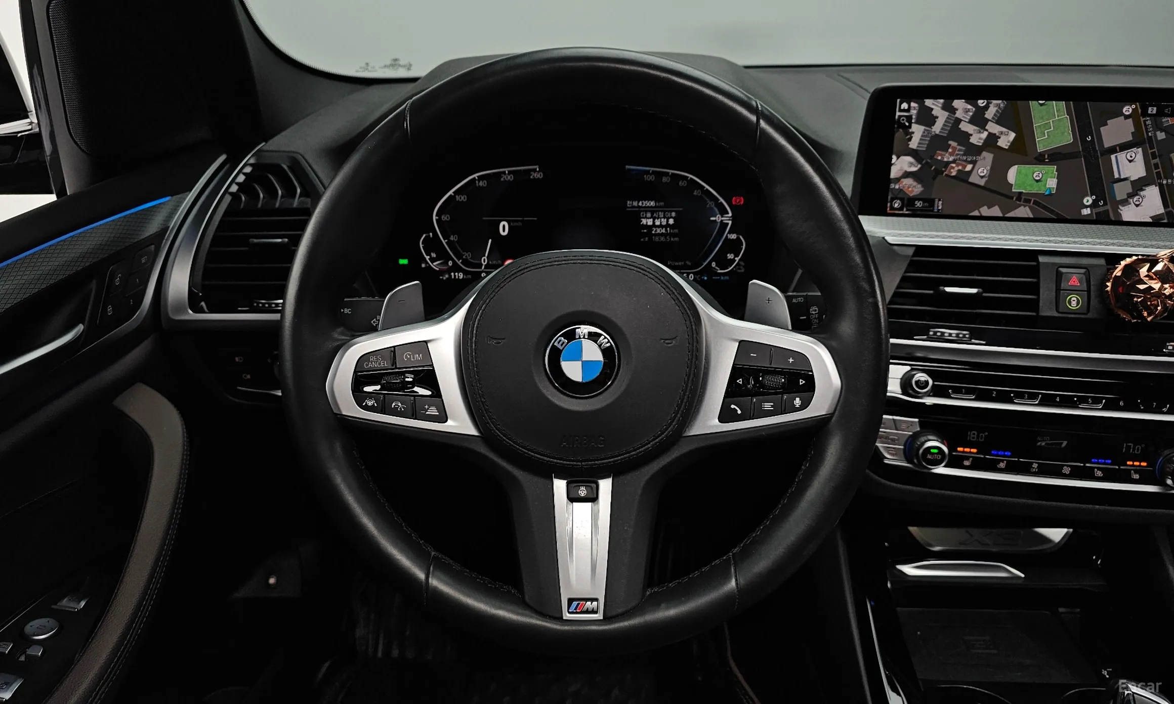 BMW X3 (G01) превью 13