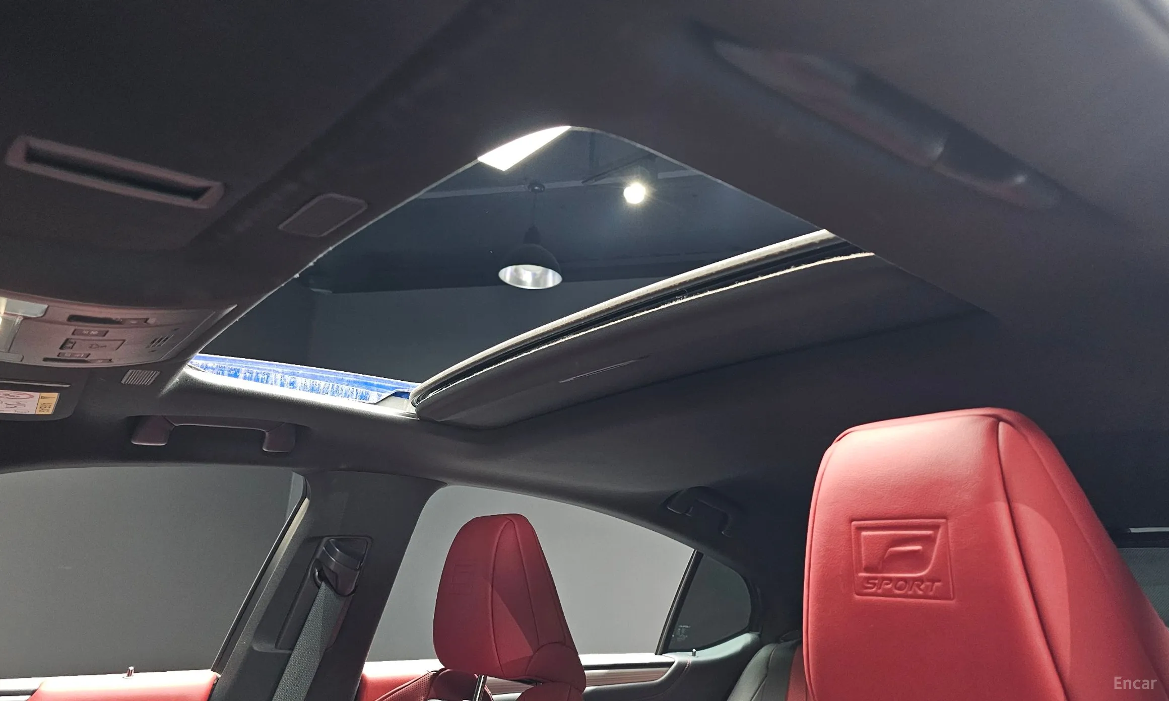 Lexus ES300h 7th Generation превью 19