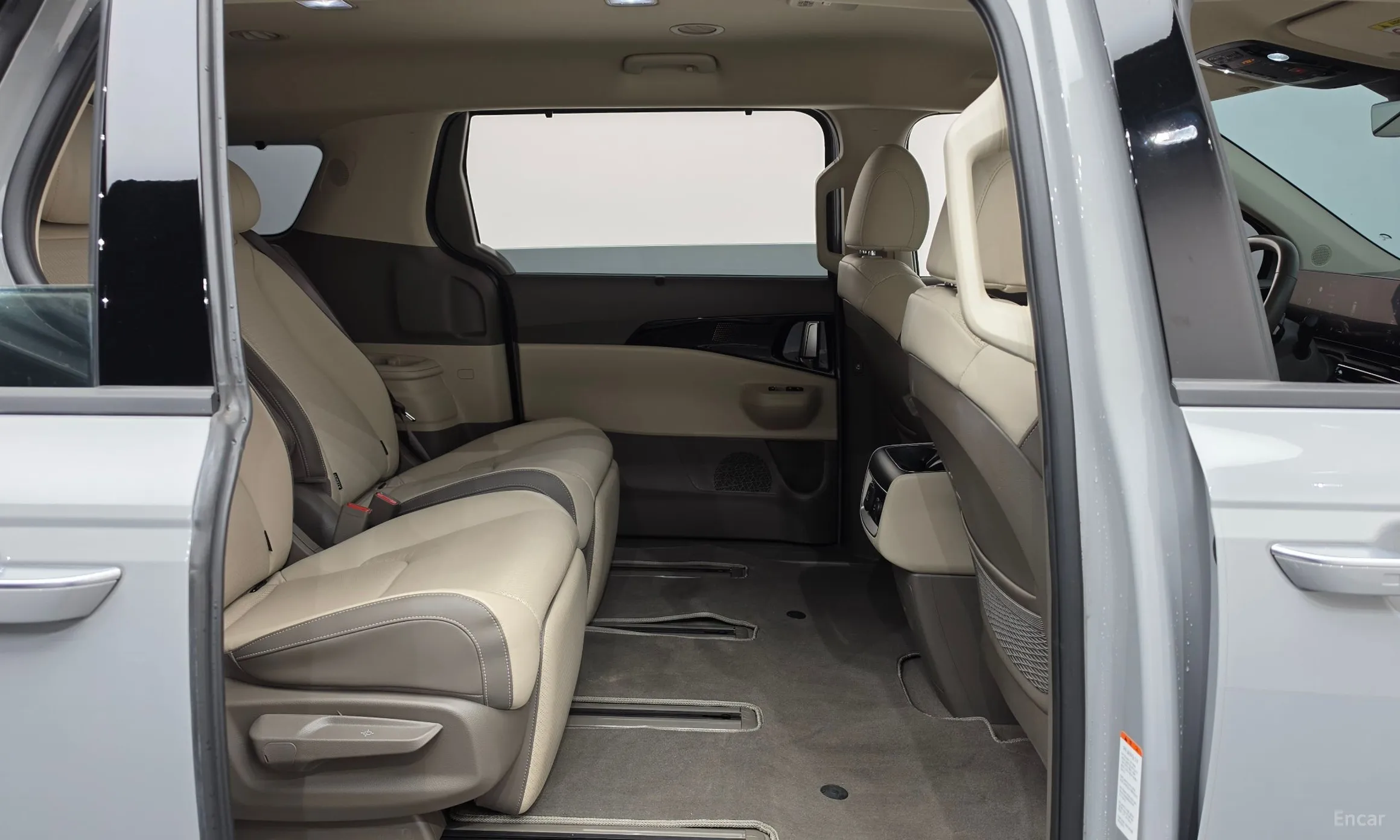 Kia Carnival 4th Generation превью 11