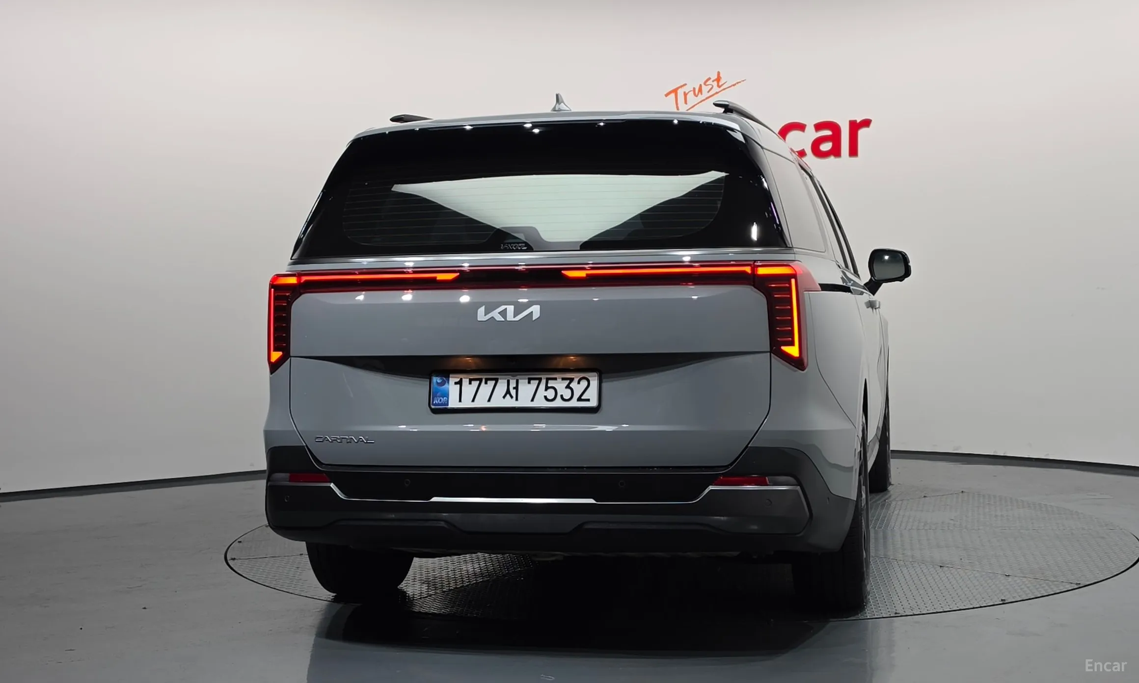 Kia Carnival 4th Generation превью 4