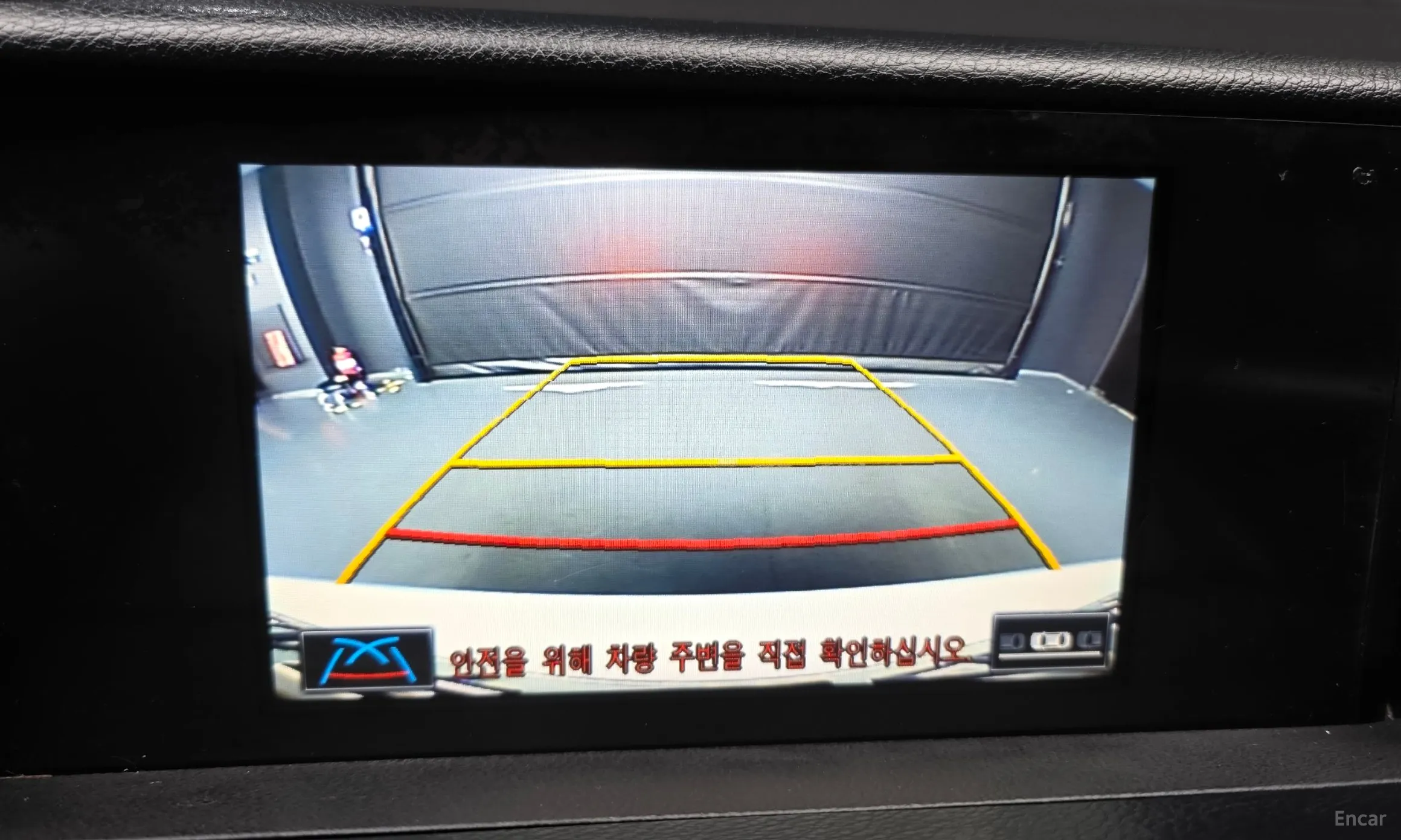 Lexus New IS250 превью 15