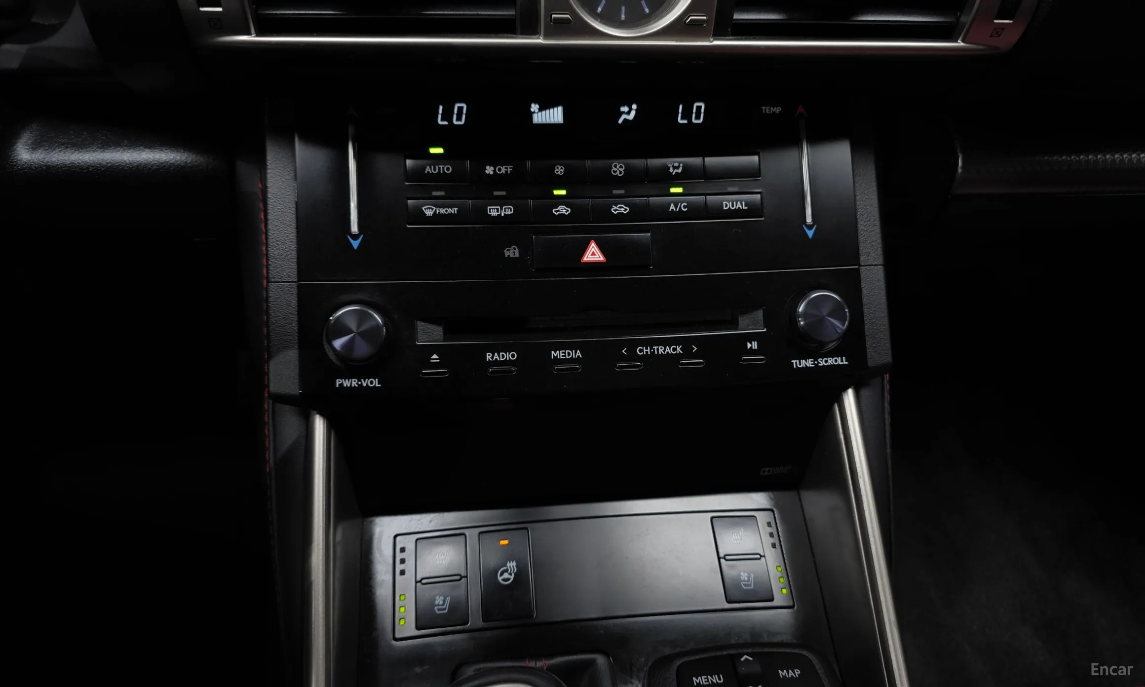 Lexus New IS250 превью 16