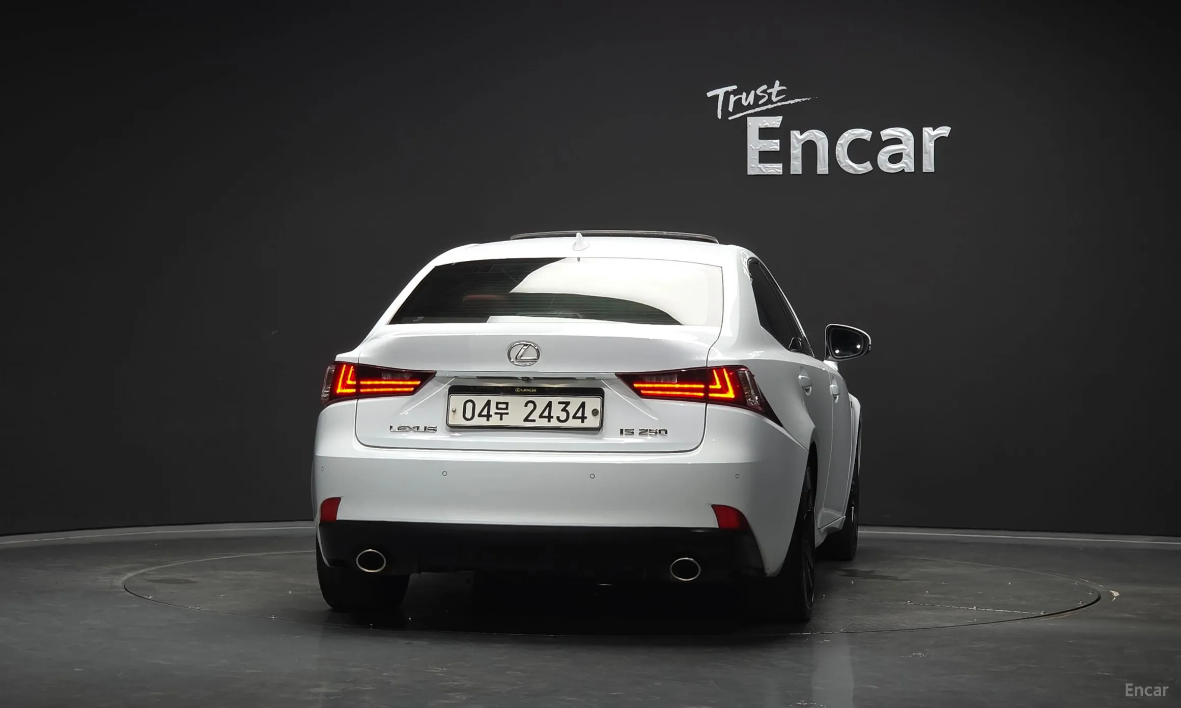 Lexus New IS250 превью 4