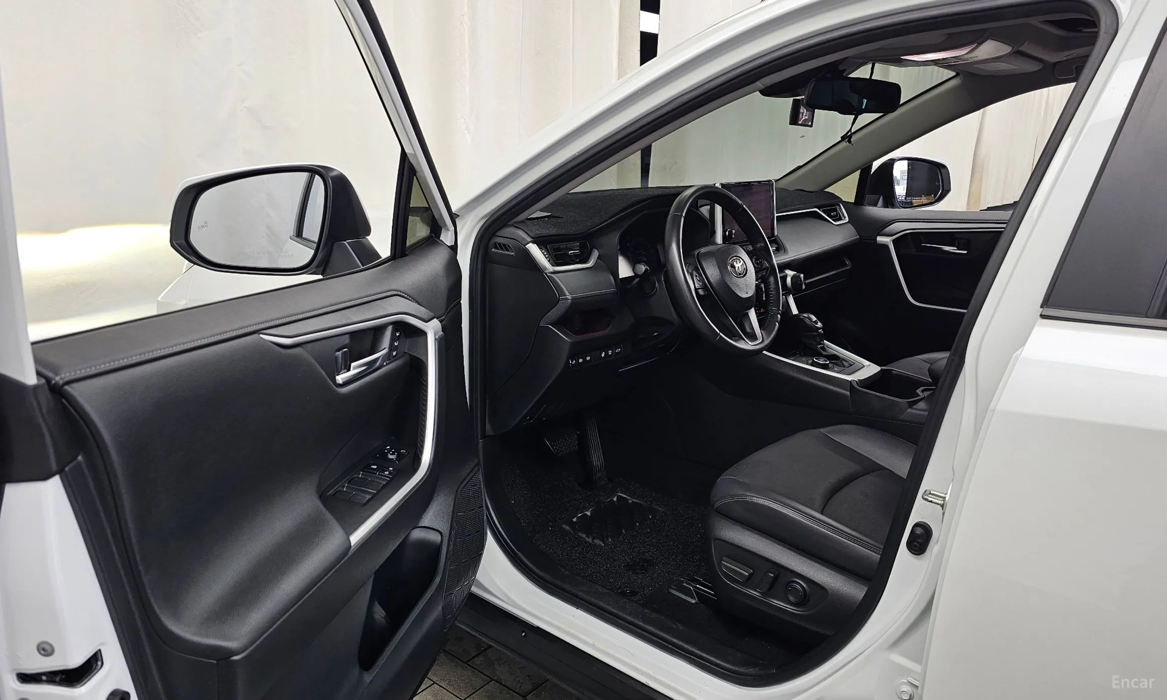 Toyota RAV4 5th Generation превью 10