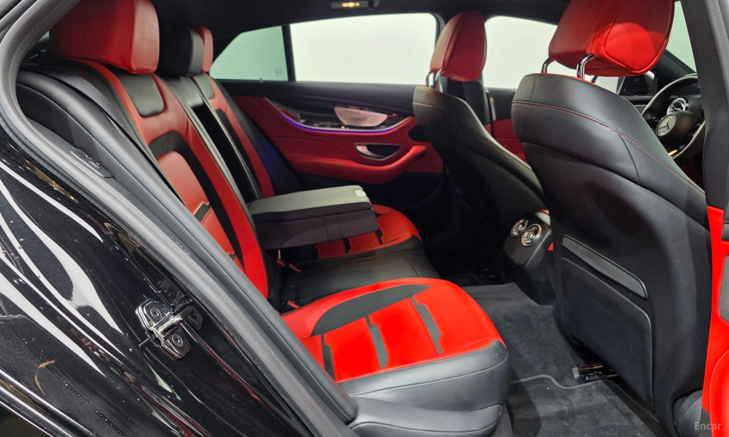 Mercedes Benz AMG GT превью 12