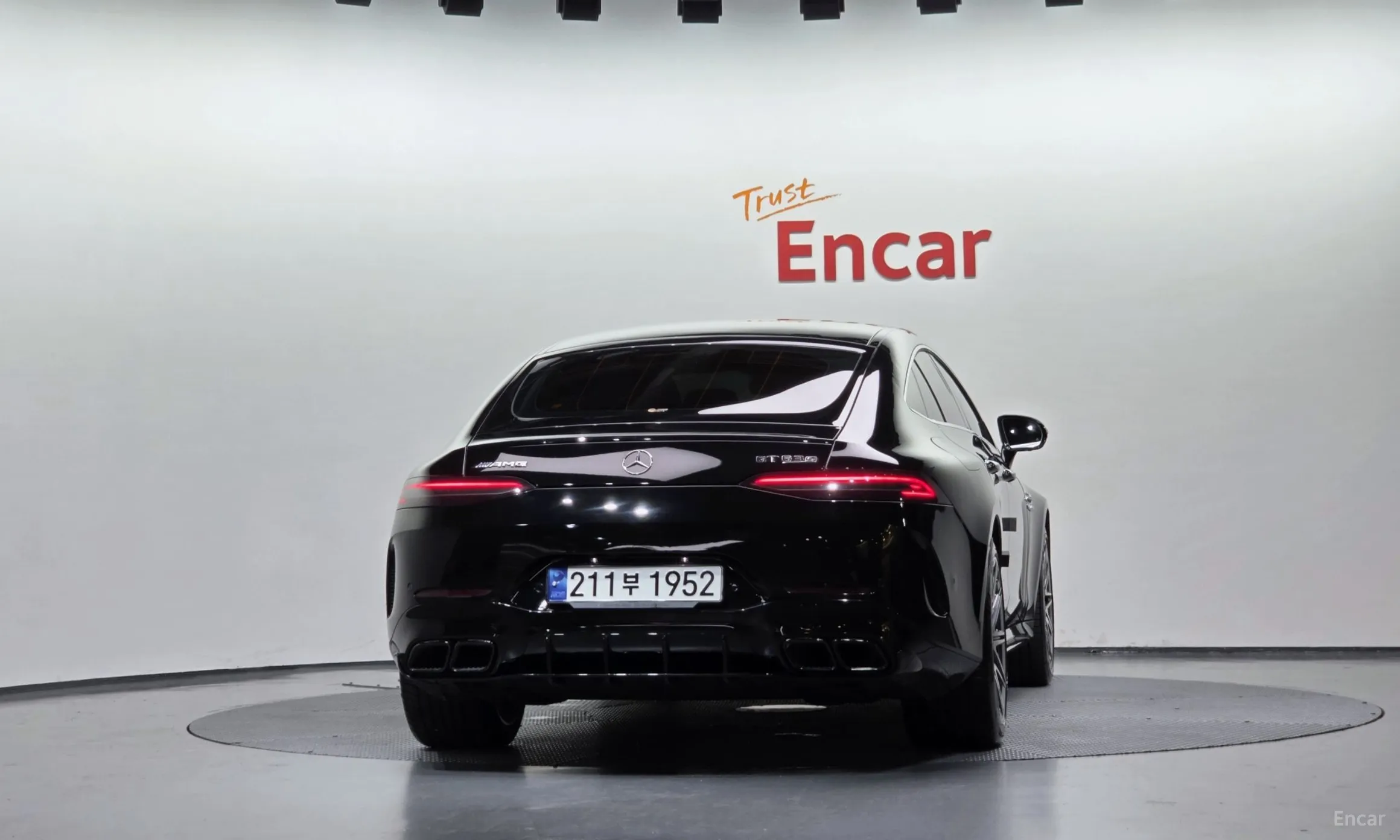 Mercedes Benz AMG GT превью 4