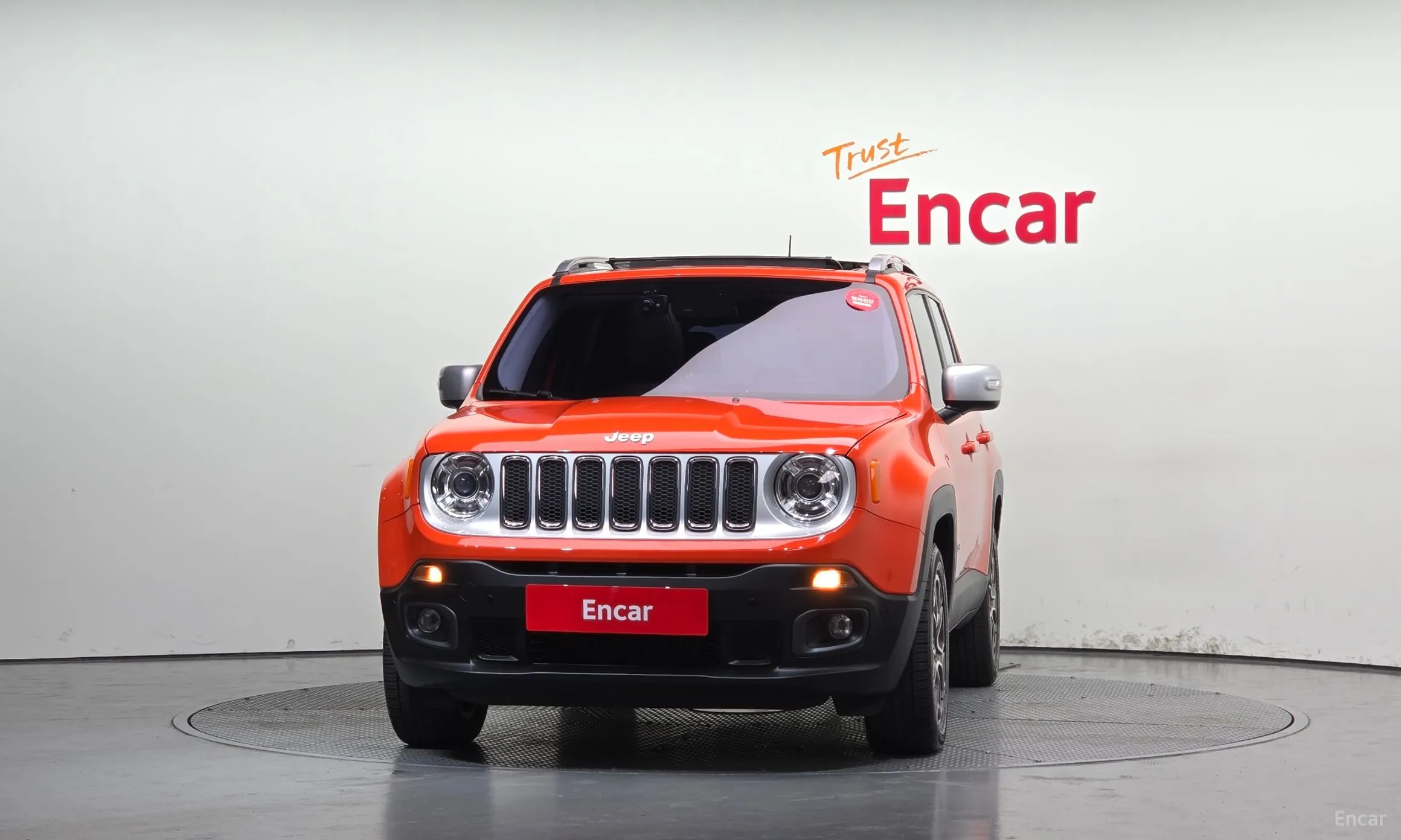 Jeep Renegade превью 3