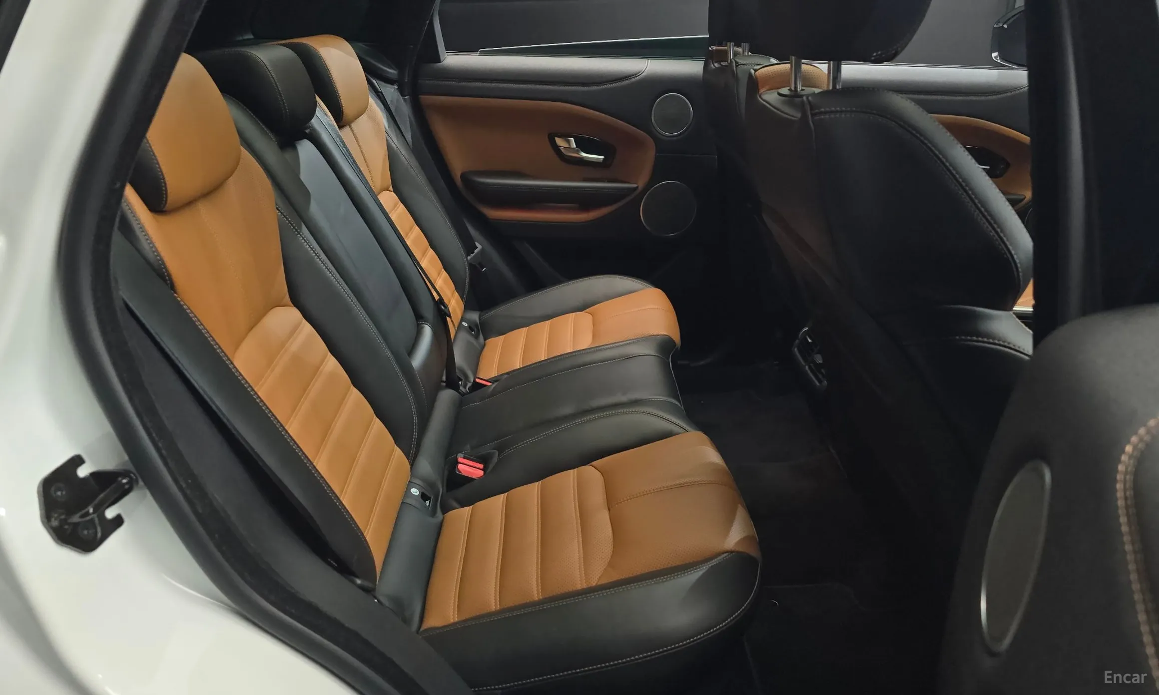 Land Rover Range Rover Evoque превью 11
