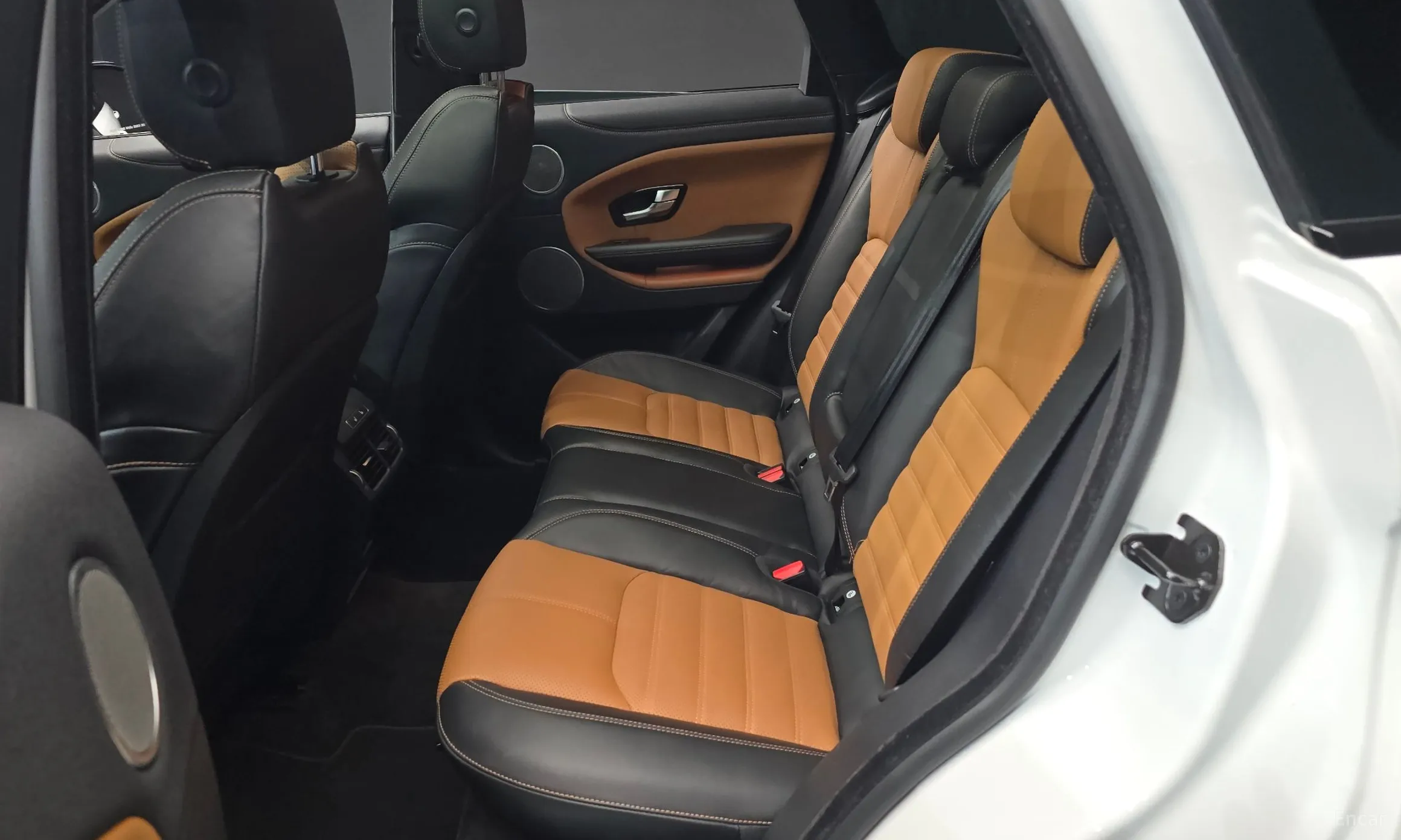 Land Rover Range Rover Evoque превью 12
