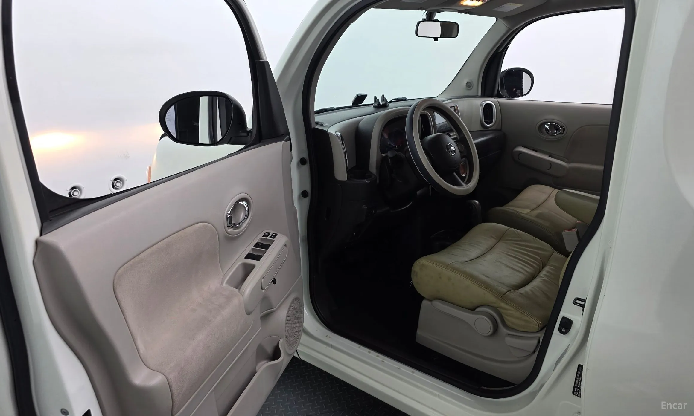 Nissan Cube превью 10