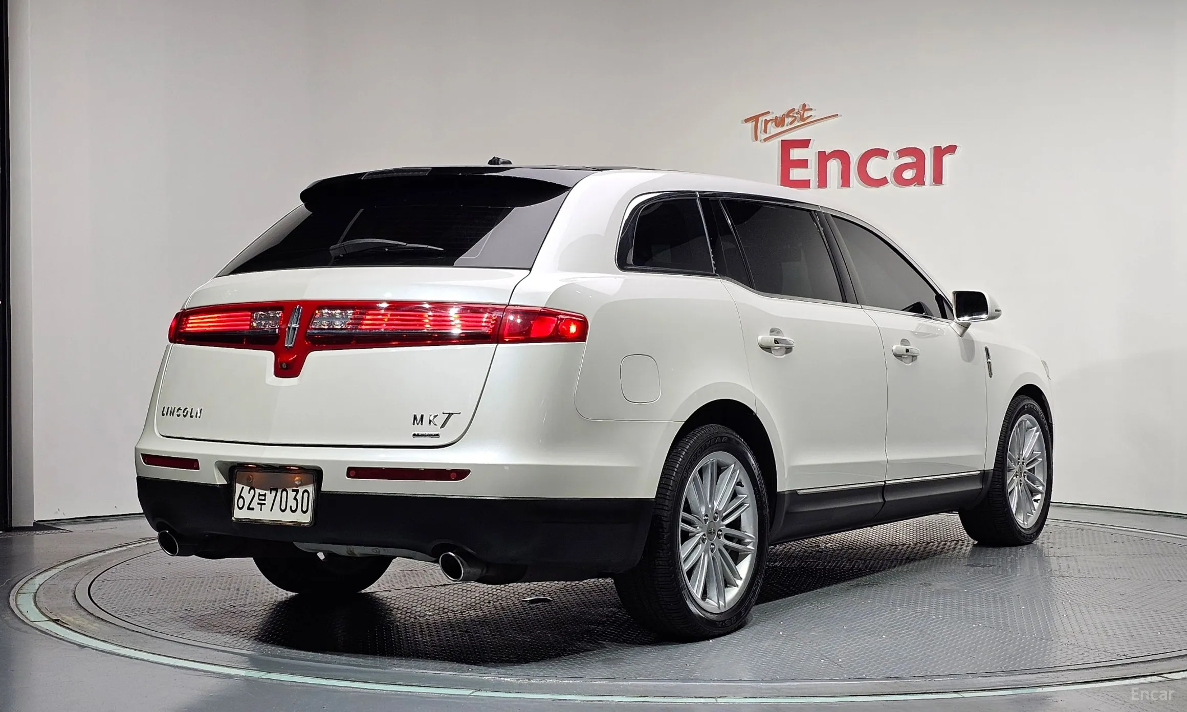 Lincoln MKT