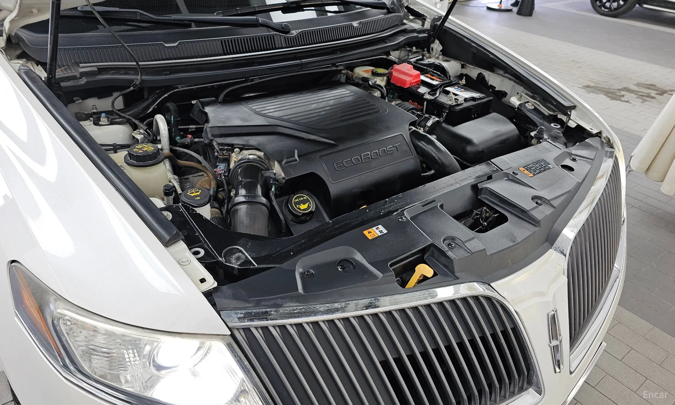 Lincoln MKT превью 6