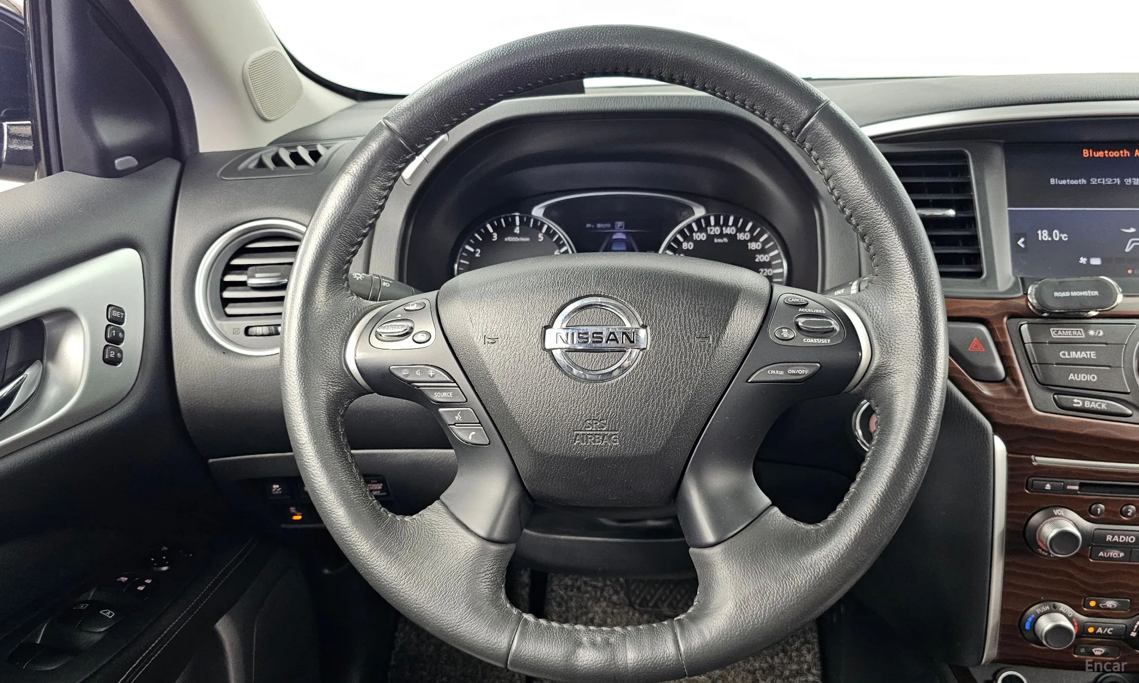 Nissan Pathfinder Gen 4 превью 13