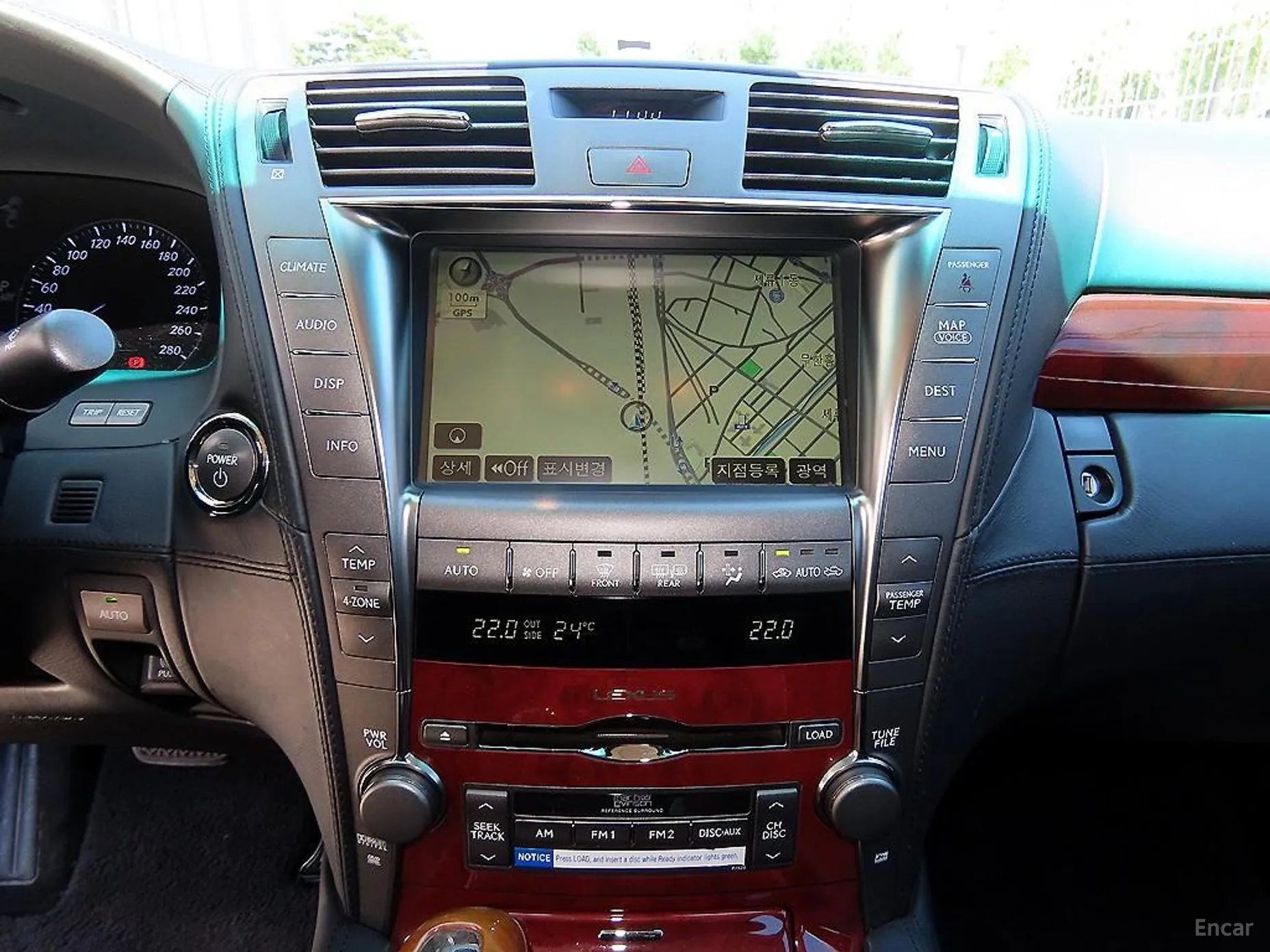 Lexus LS600hL превью 13