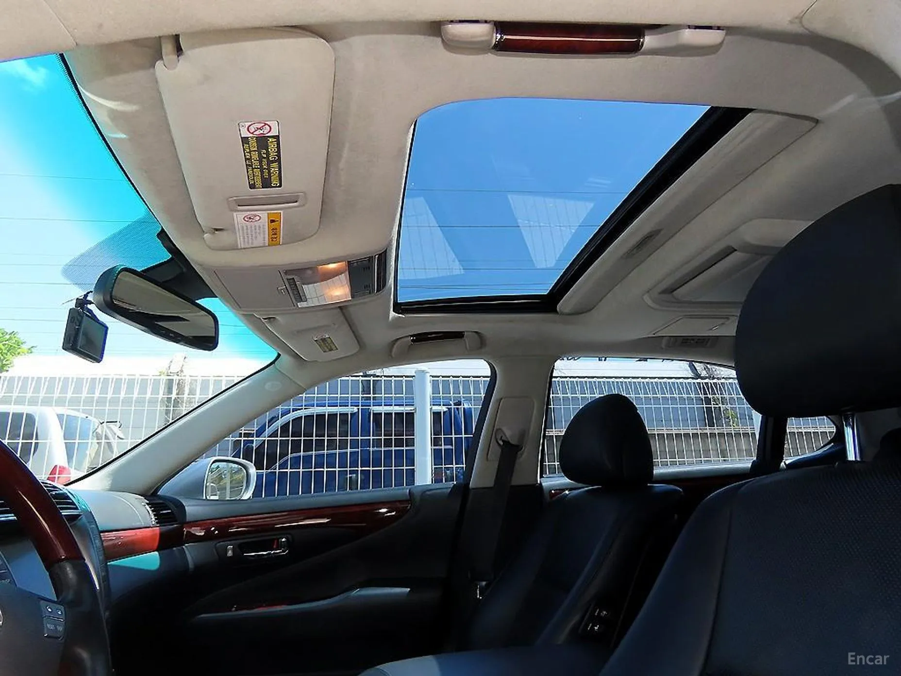 Lexus LS600hL превью 17