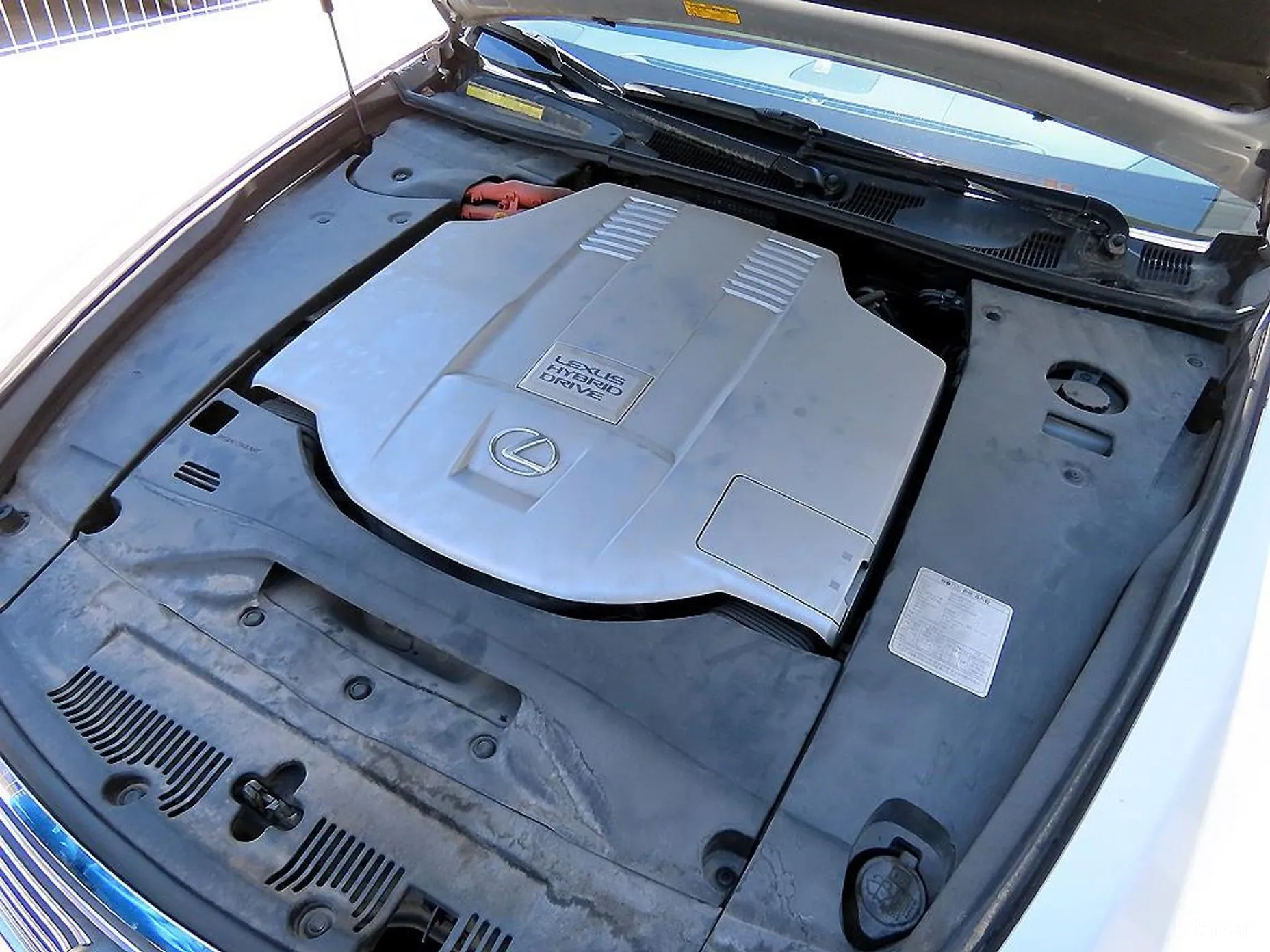 Lexus LS600hL превью 19