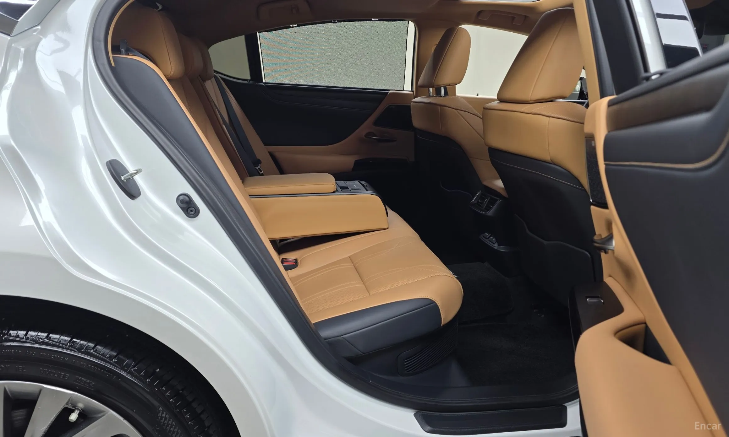 Lexus ES300h 7th Generation превью 11