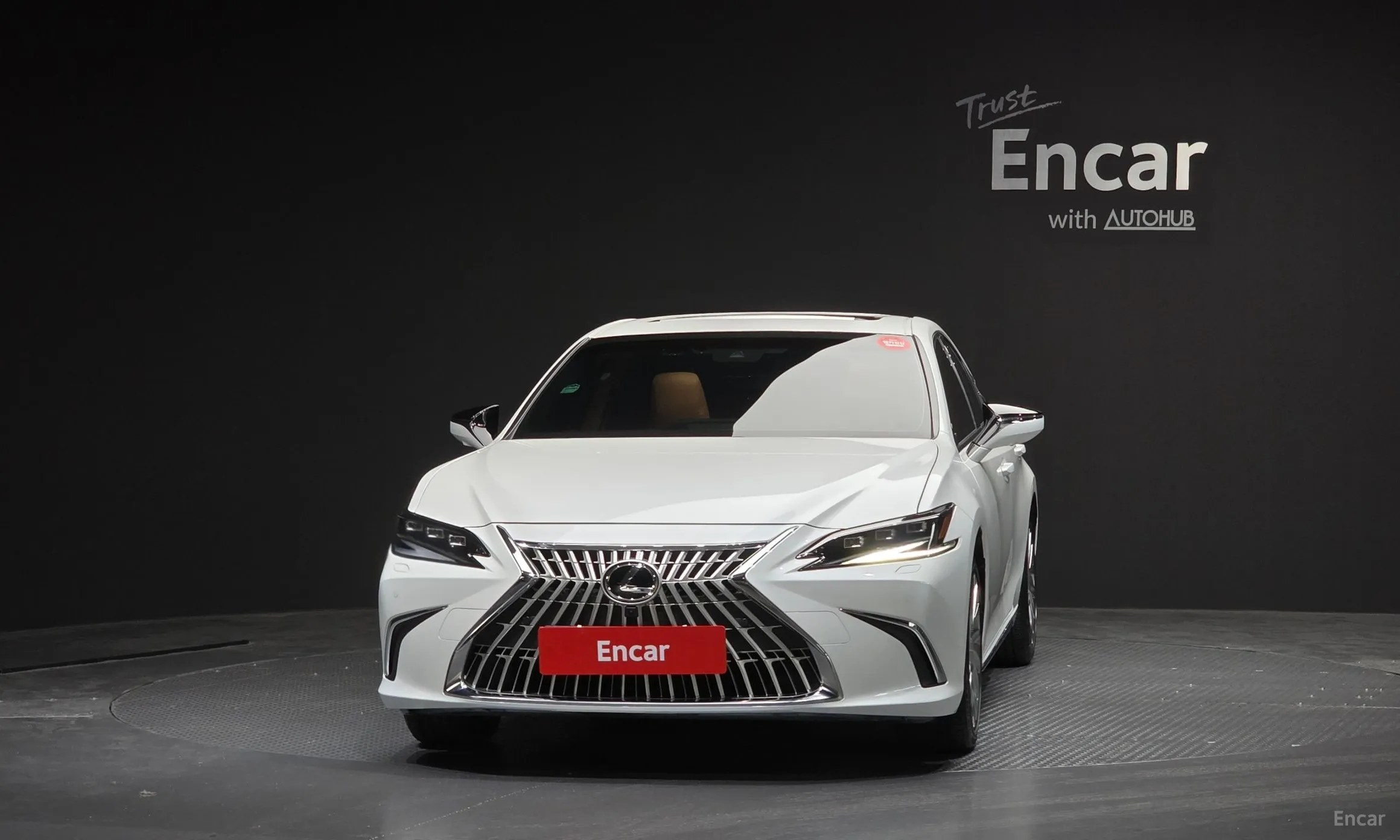 Lexus ES300h 7th Generation превью 3
