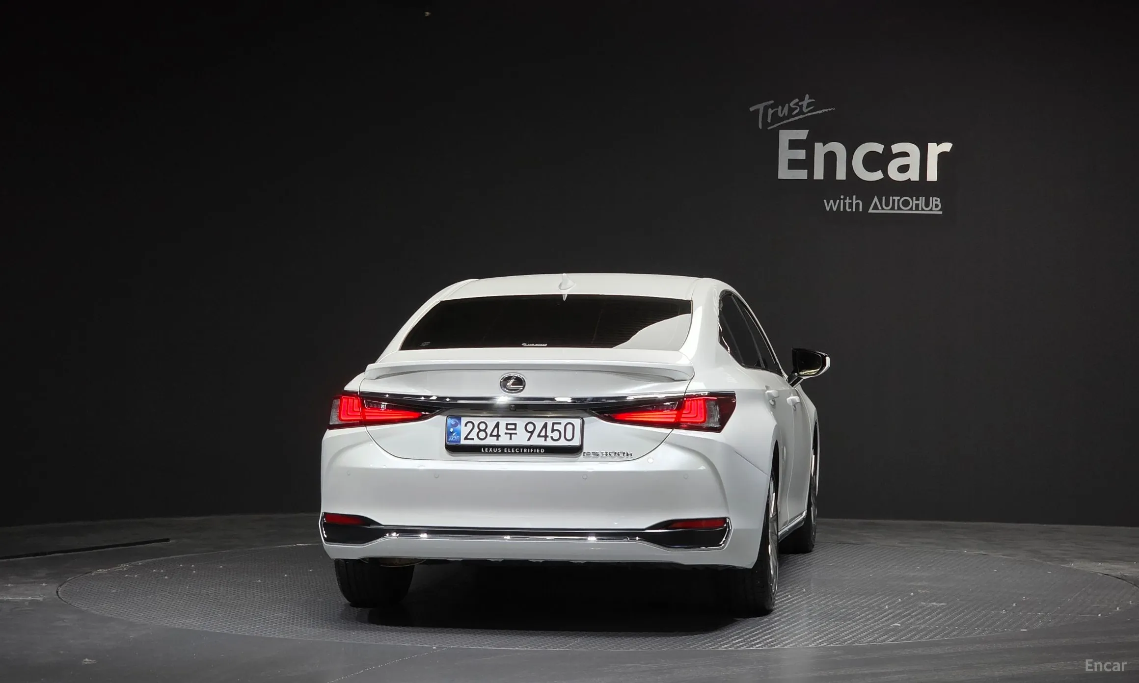 Lexus ES300h 7th Generation превью 4