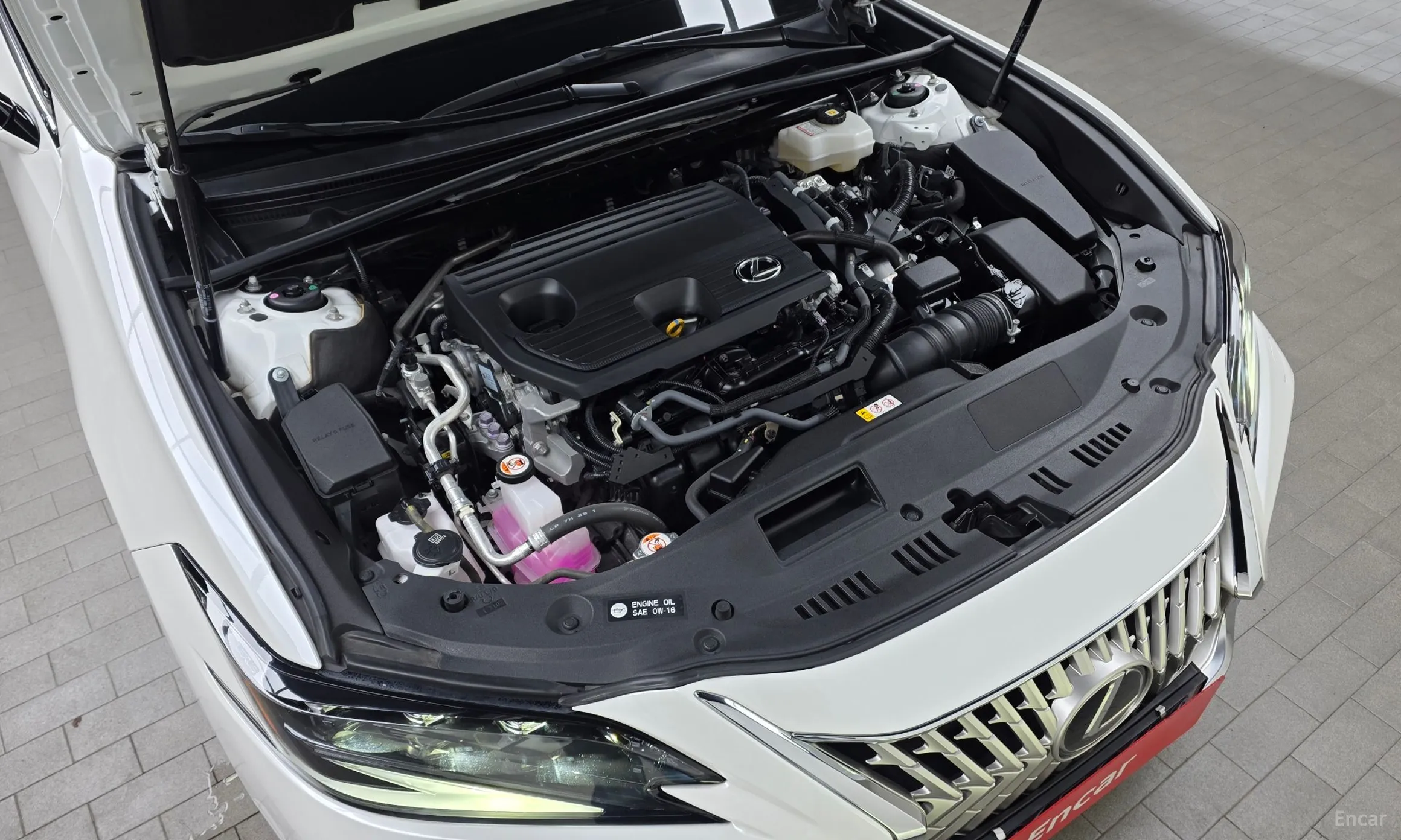 Lexus ES300h 7th Generation превью 6