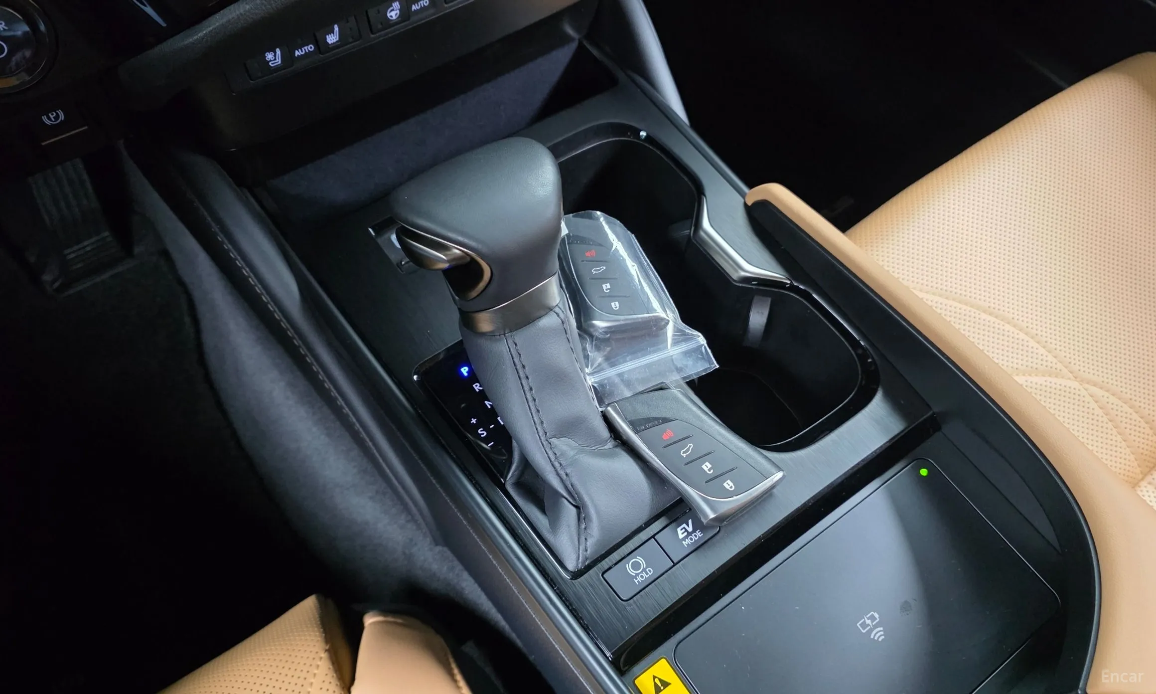 Lexus ES300h 7th Generation превью 9